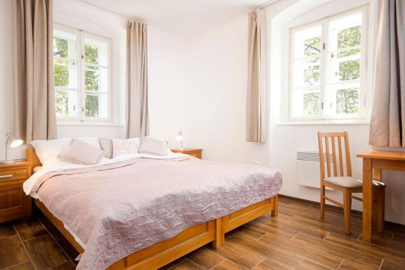 One-Bedroom Apartment with Garden View photo 1
