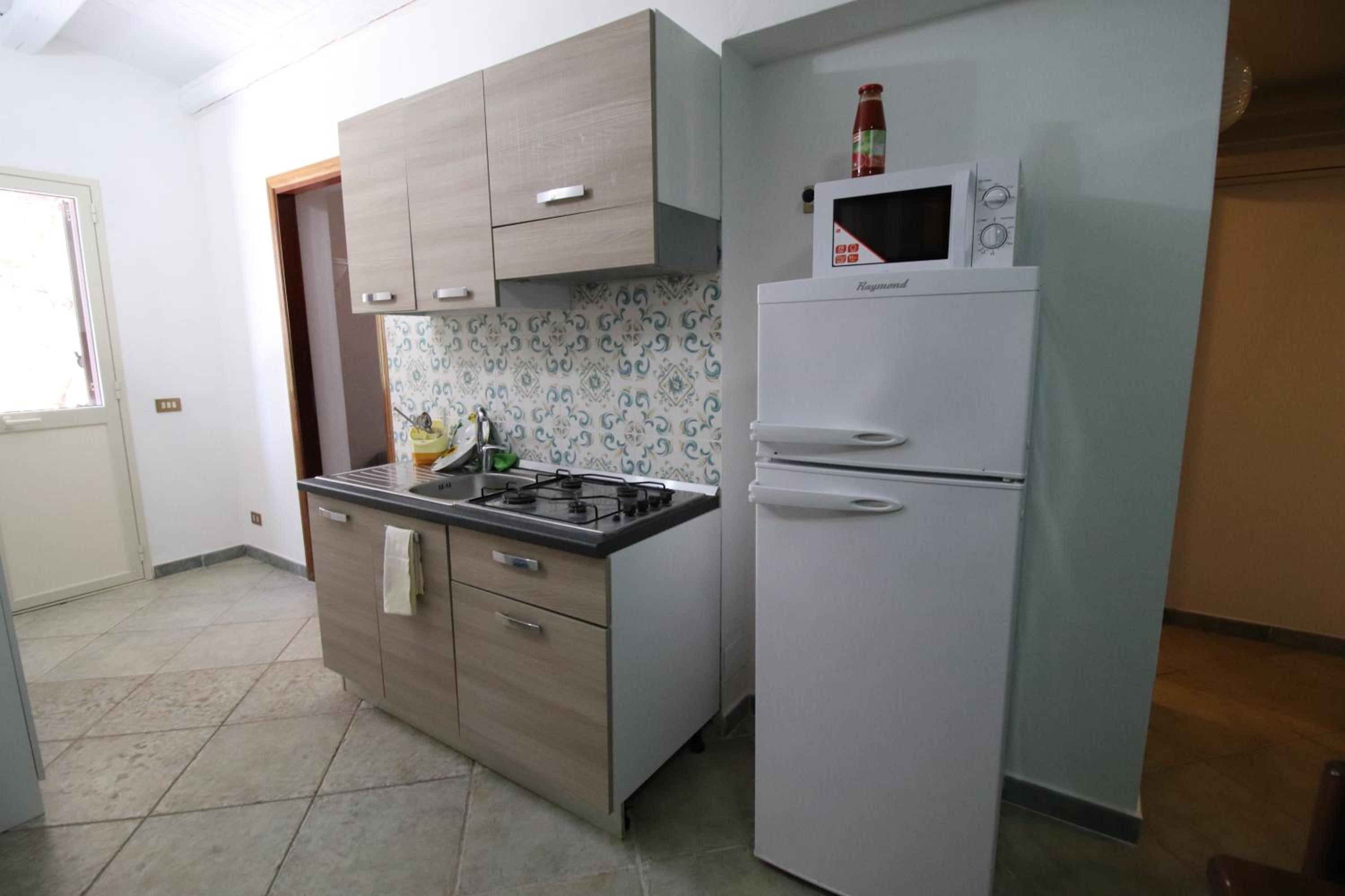 Three-Bedroom Apartment photo 2