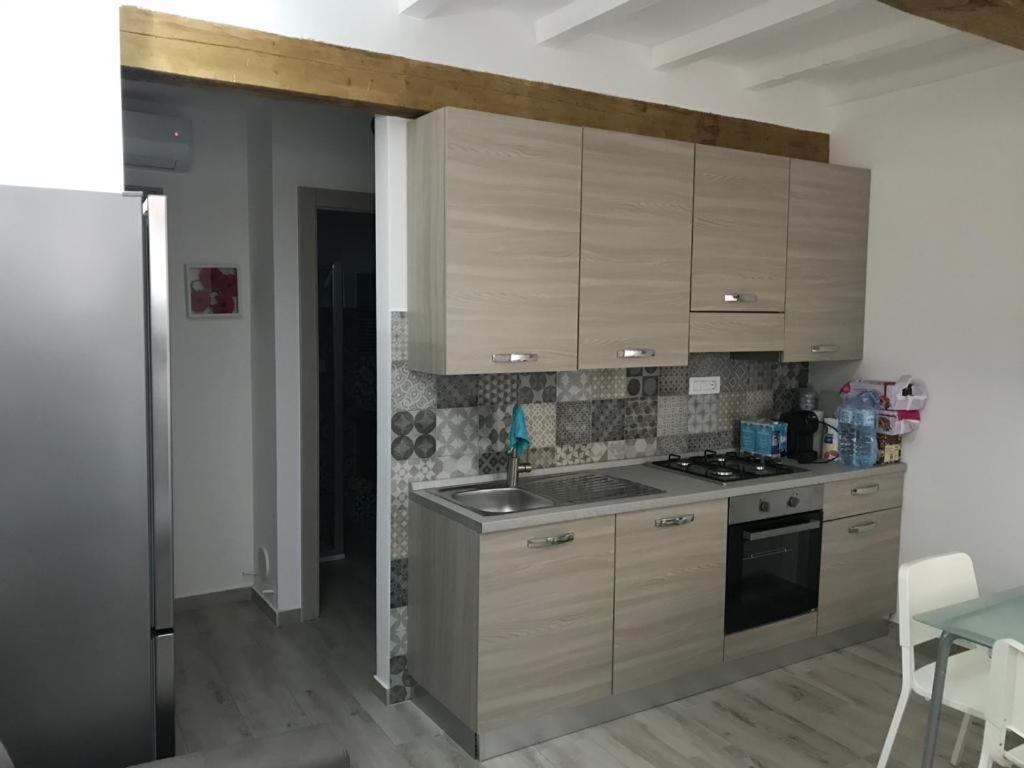 One-Bedroom Apartment - Photo 4