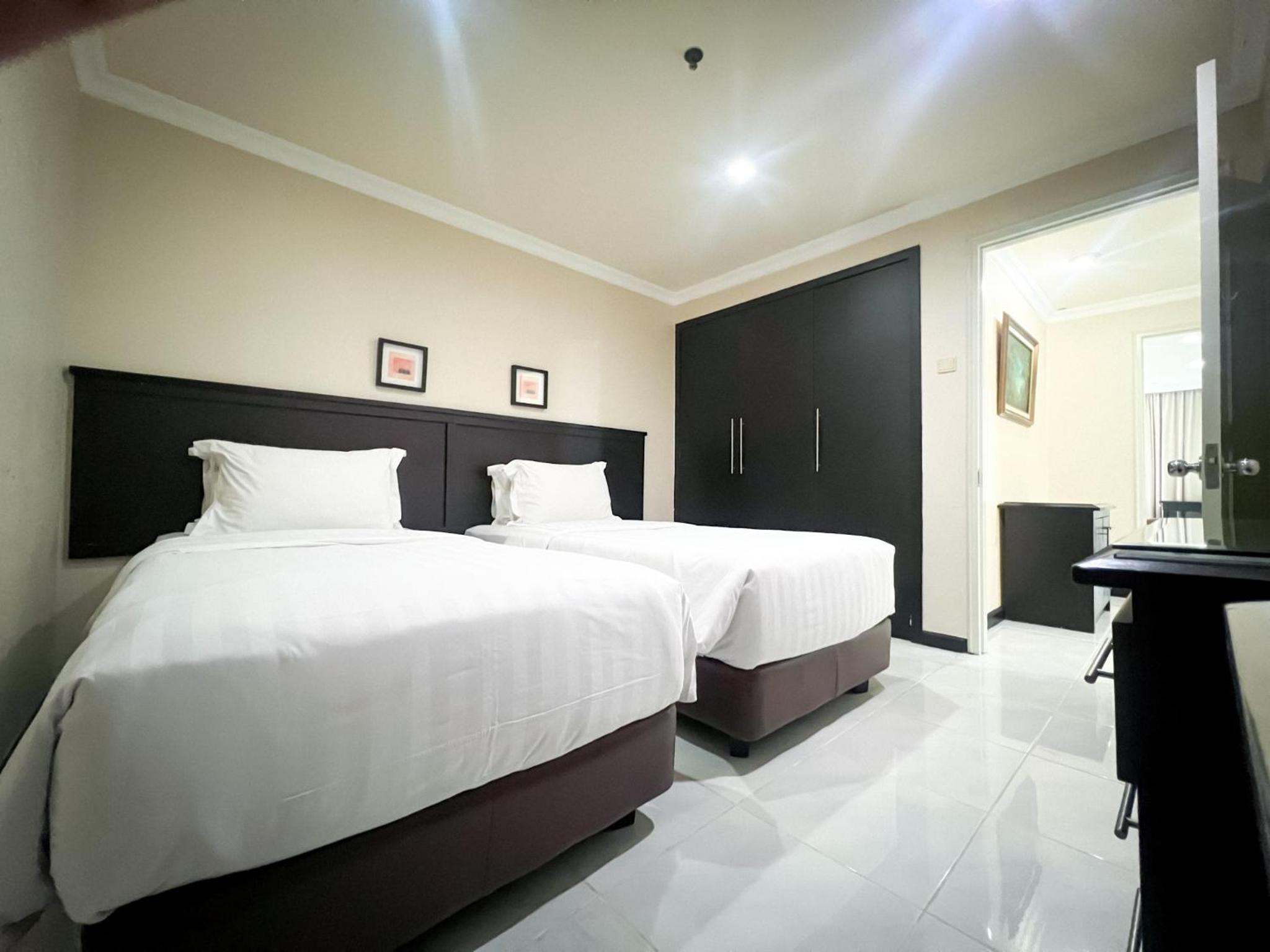 Three-Bedroom Apartment Suite - Photo 1