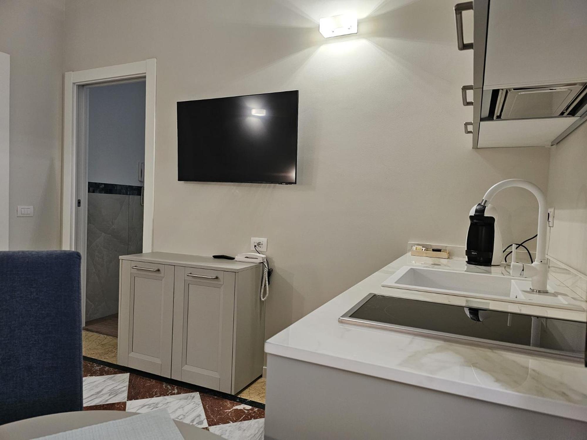 Studio - Annex