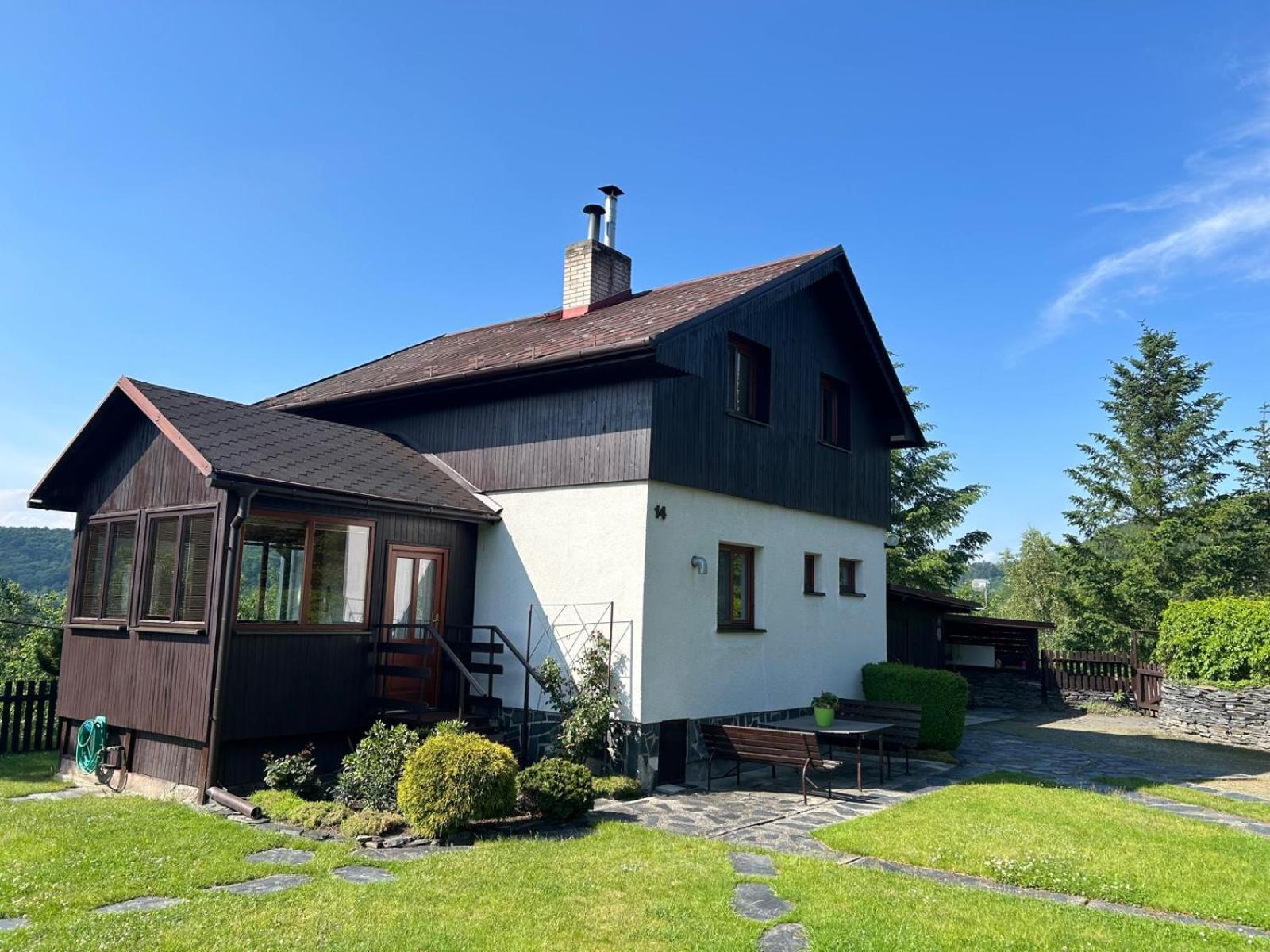 Three-Bedroom House photo 1
