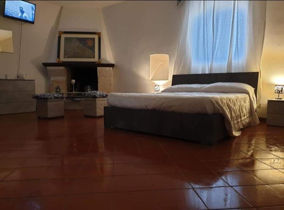 Family Room With Private Bathroom photo 2