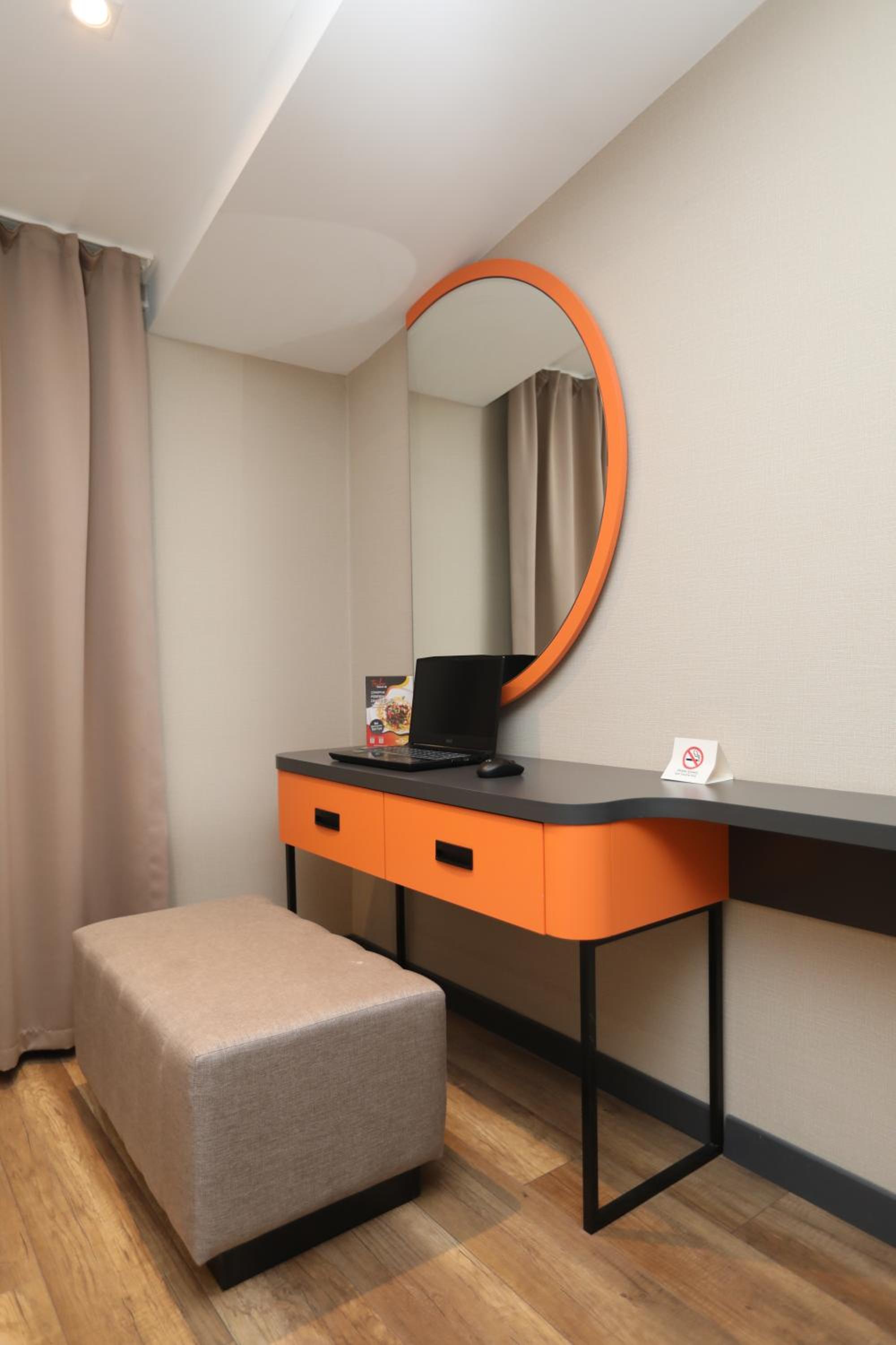 Standard Double Room - Photo 5