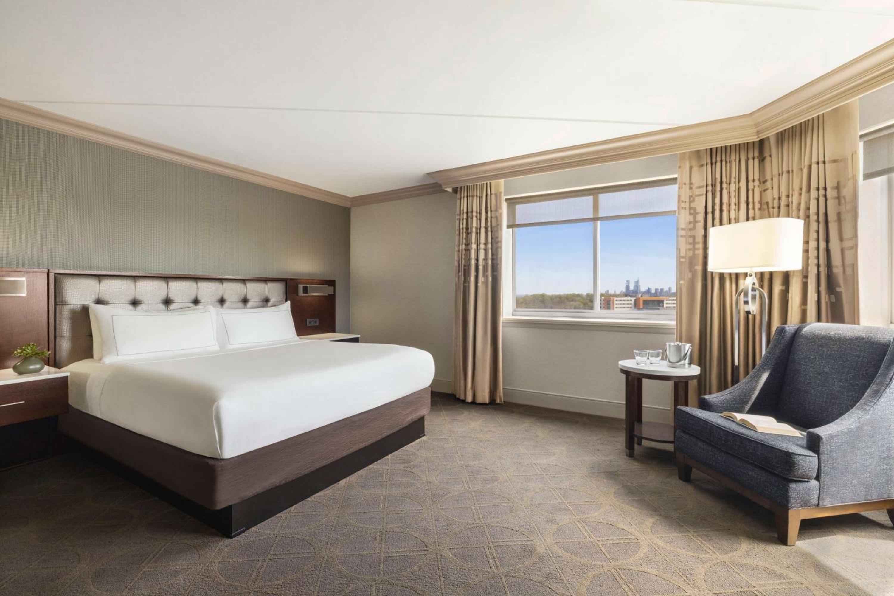 Superior King Room - Photo 6
