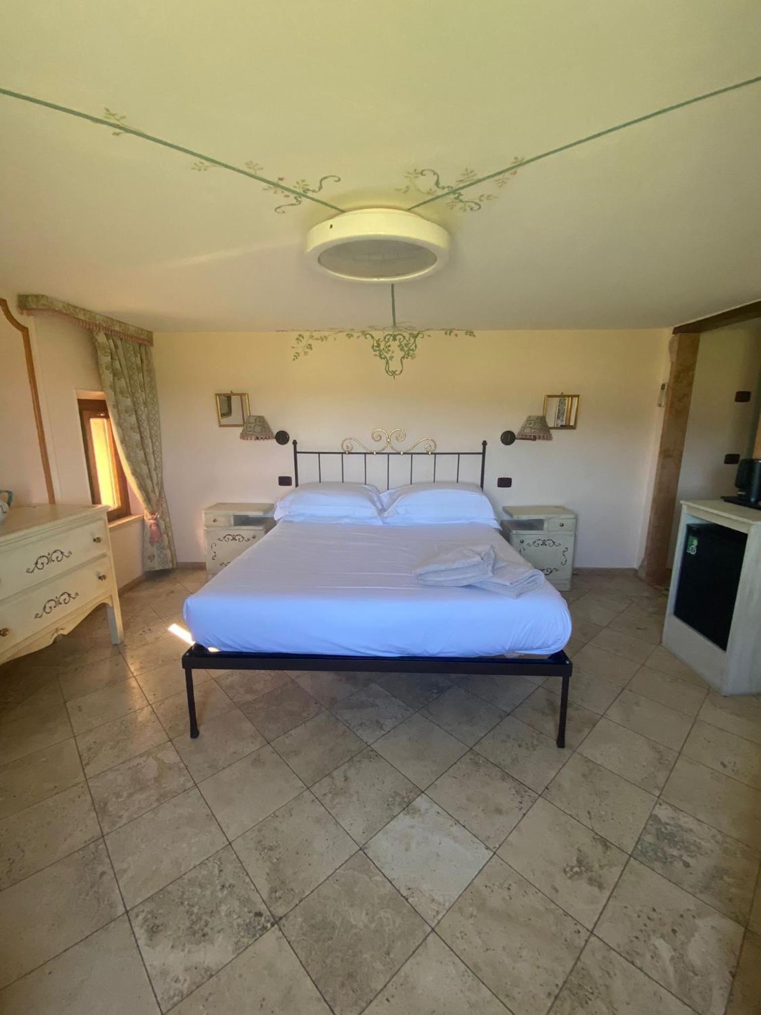 Double Room with Mountain View photo 2