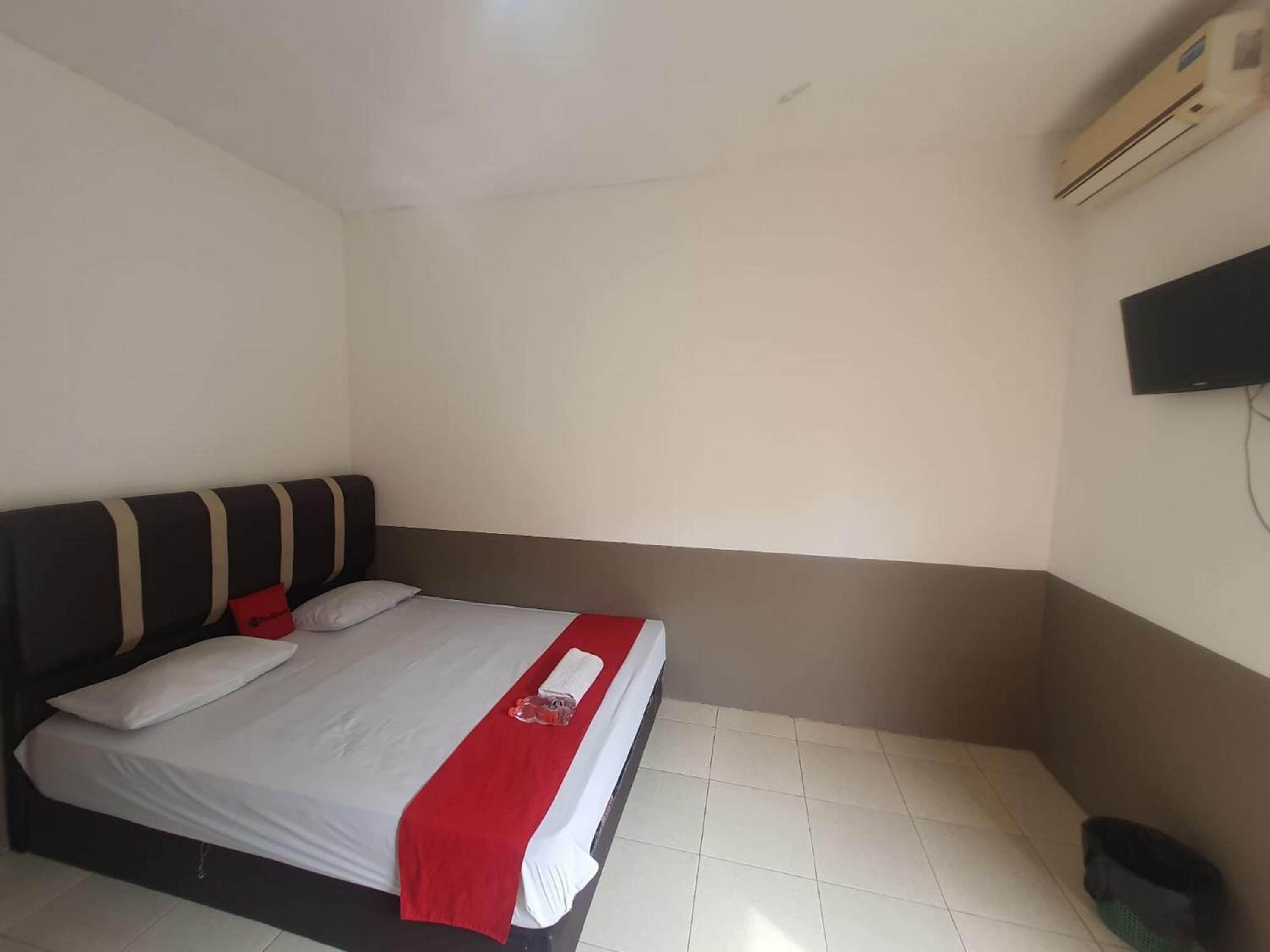 Standard Double Room - Photo 4