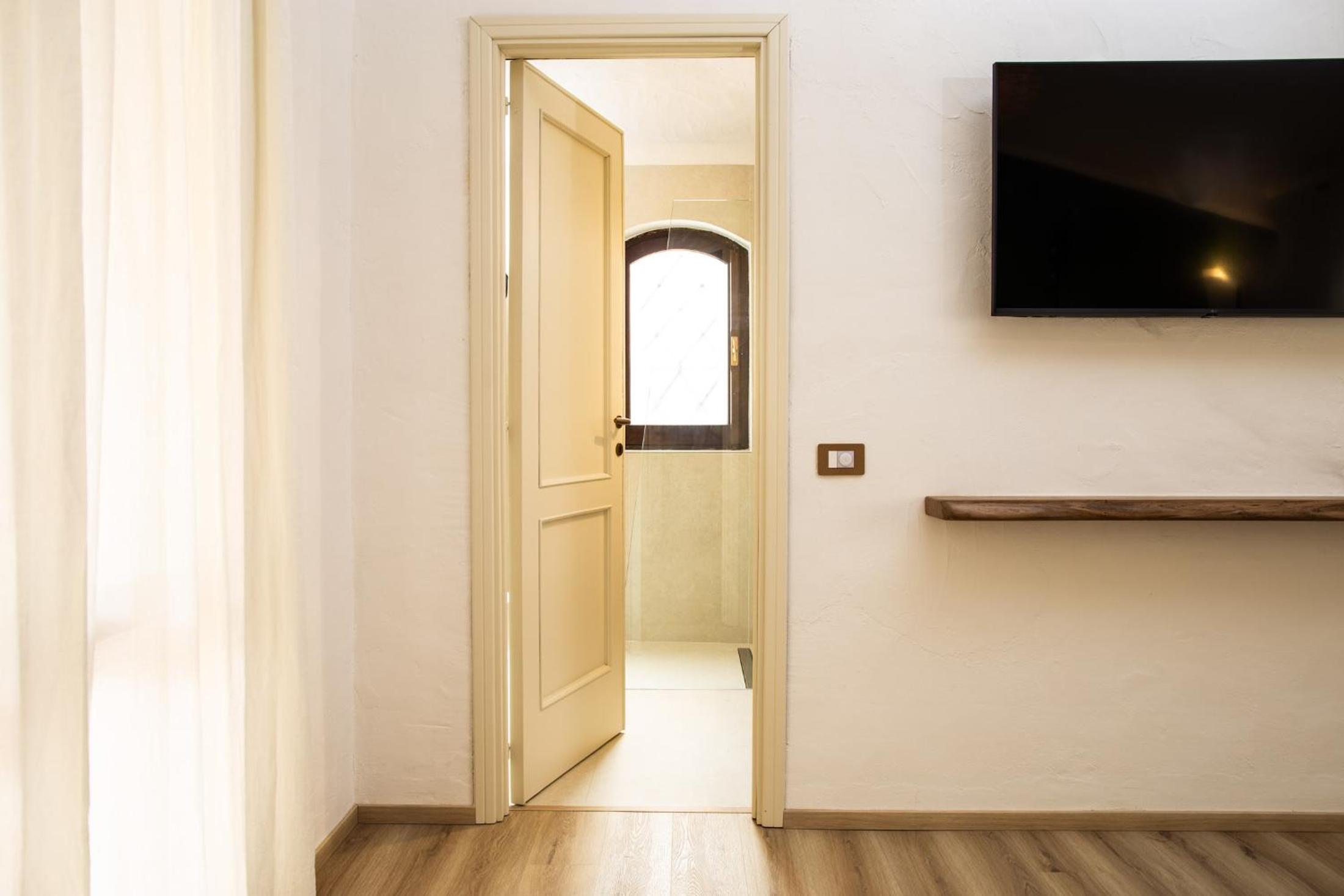 Superior Double Room - Photo 20