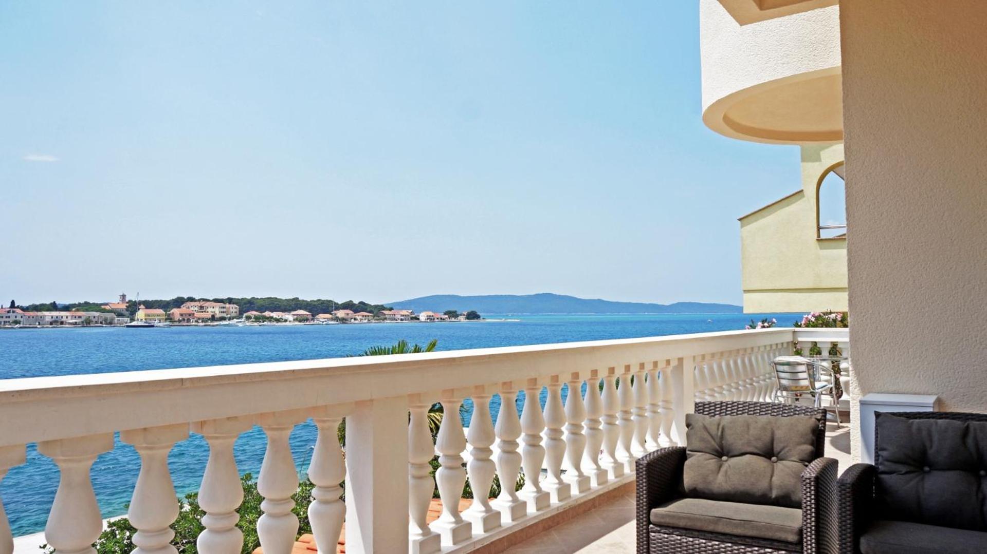 Apartment with Sea View photo 1