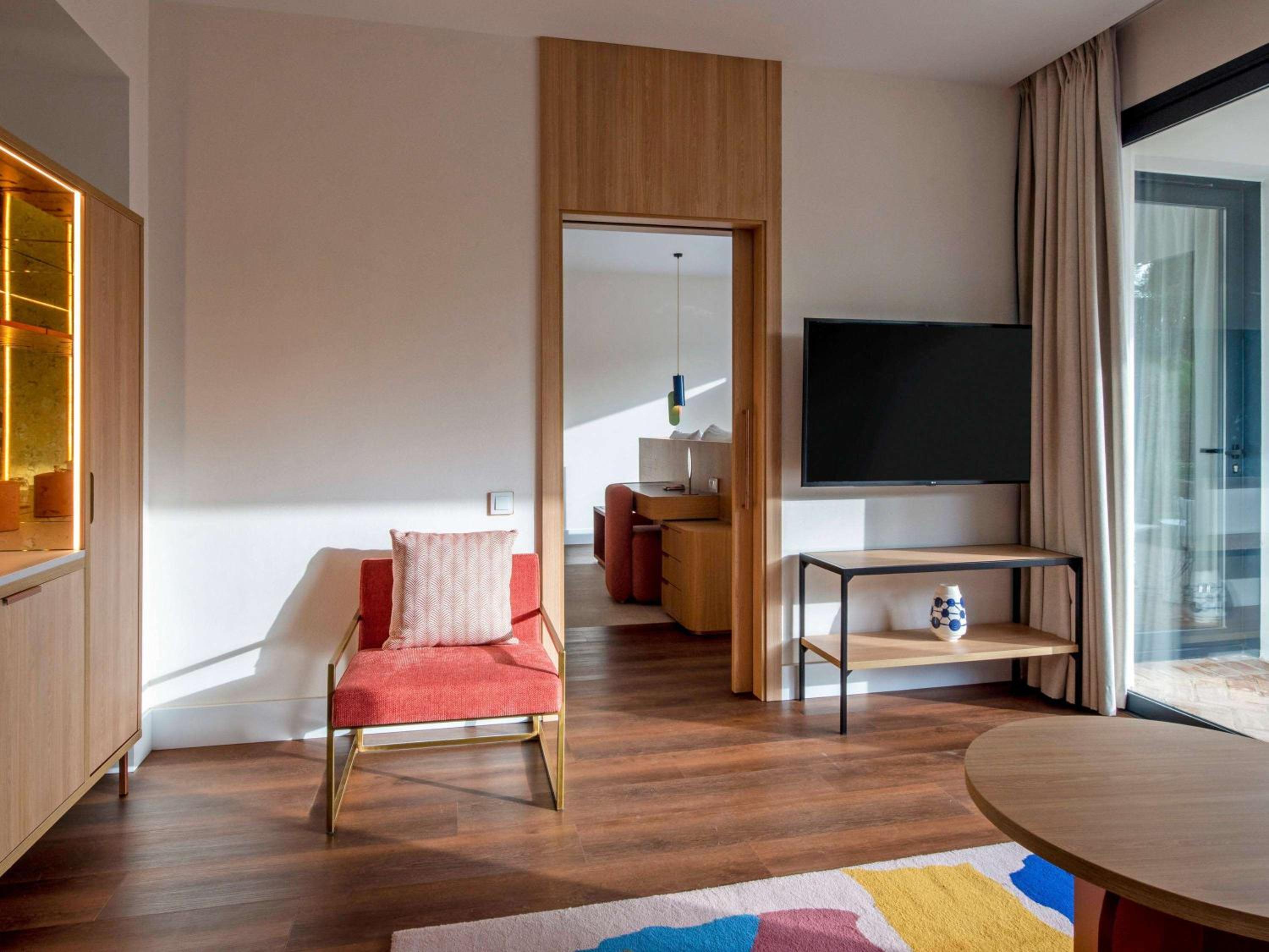 Loft with One King Bed and Terrace (Non Smoking) photo 1