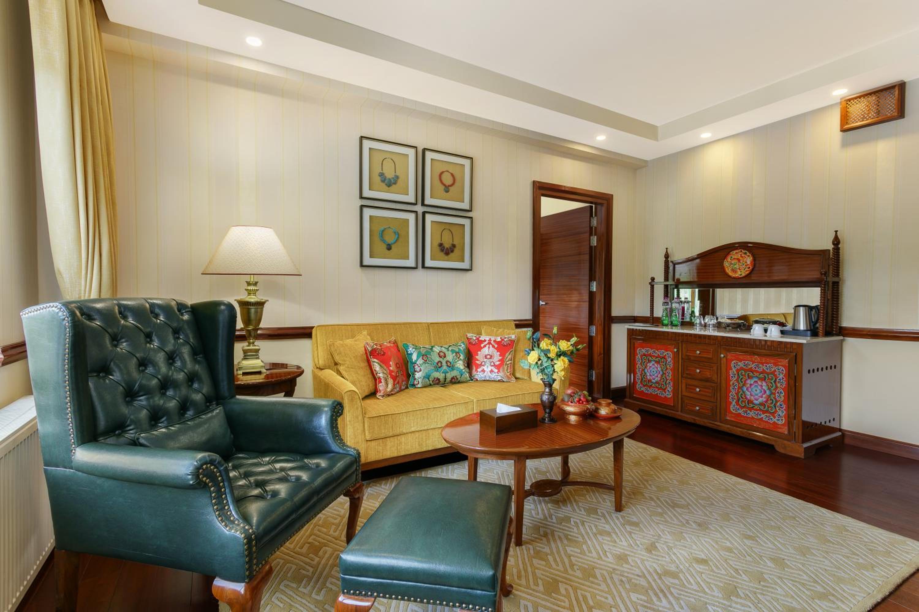 Heritage Suite Heritage Suite