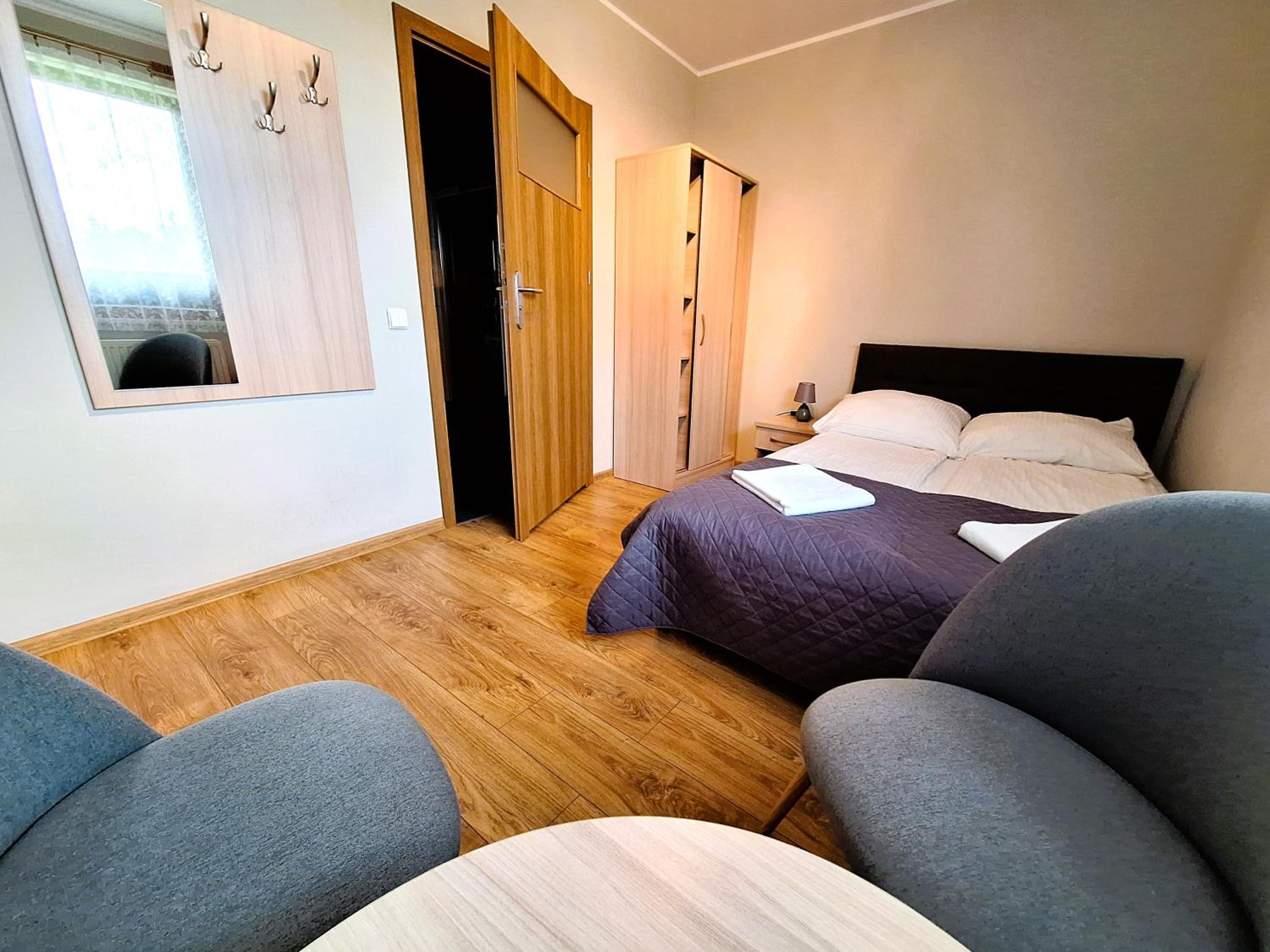 Small Double Room photo 1