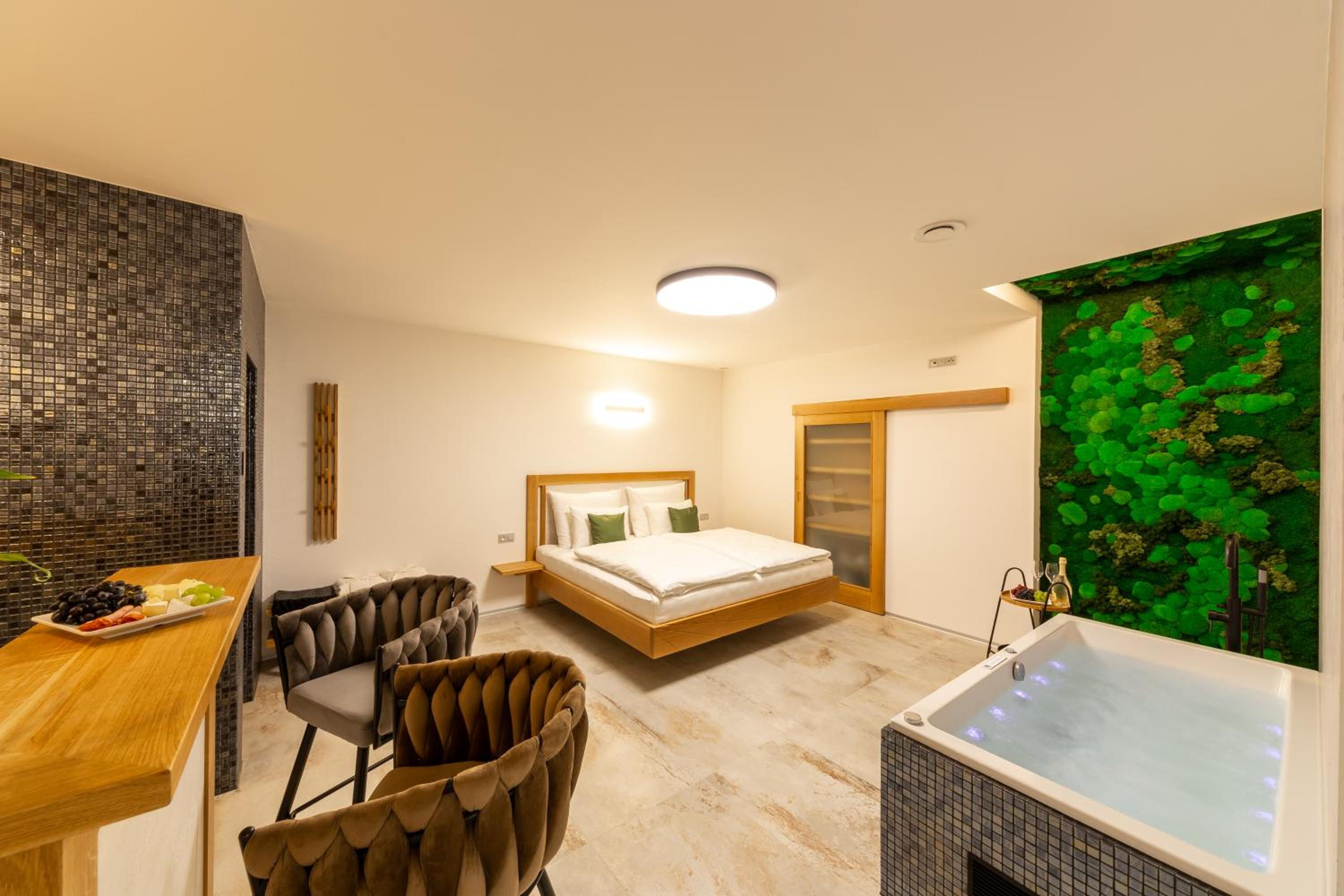 Apartment with Sauna - Photo 5