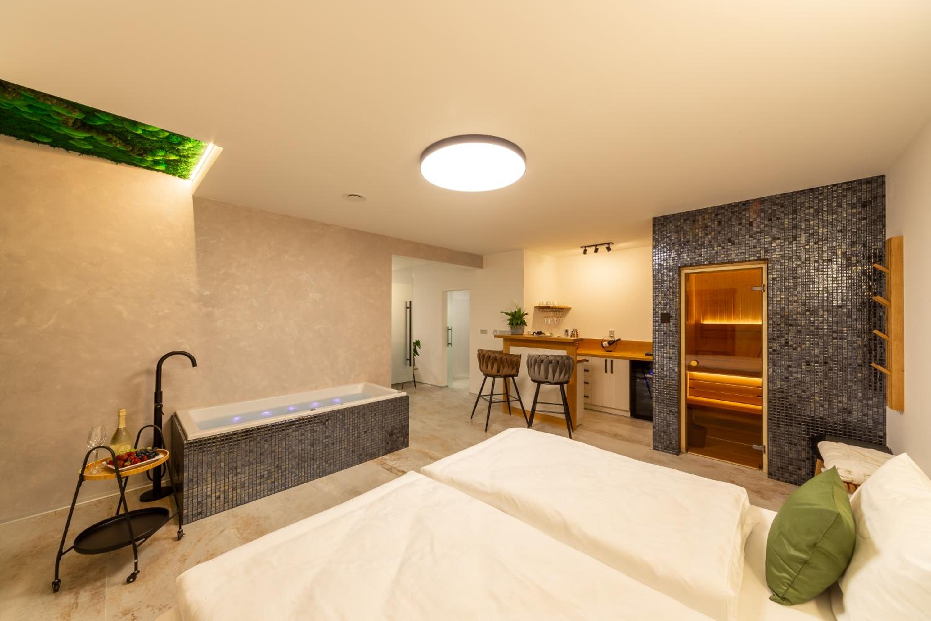 Apartment with Sauna - Photo 6