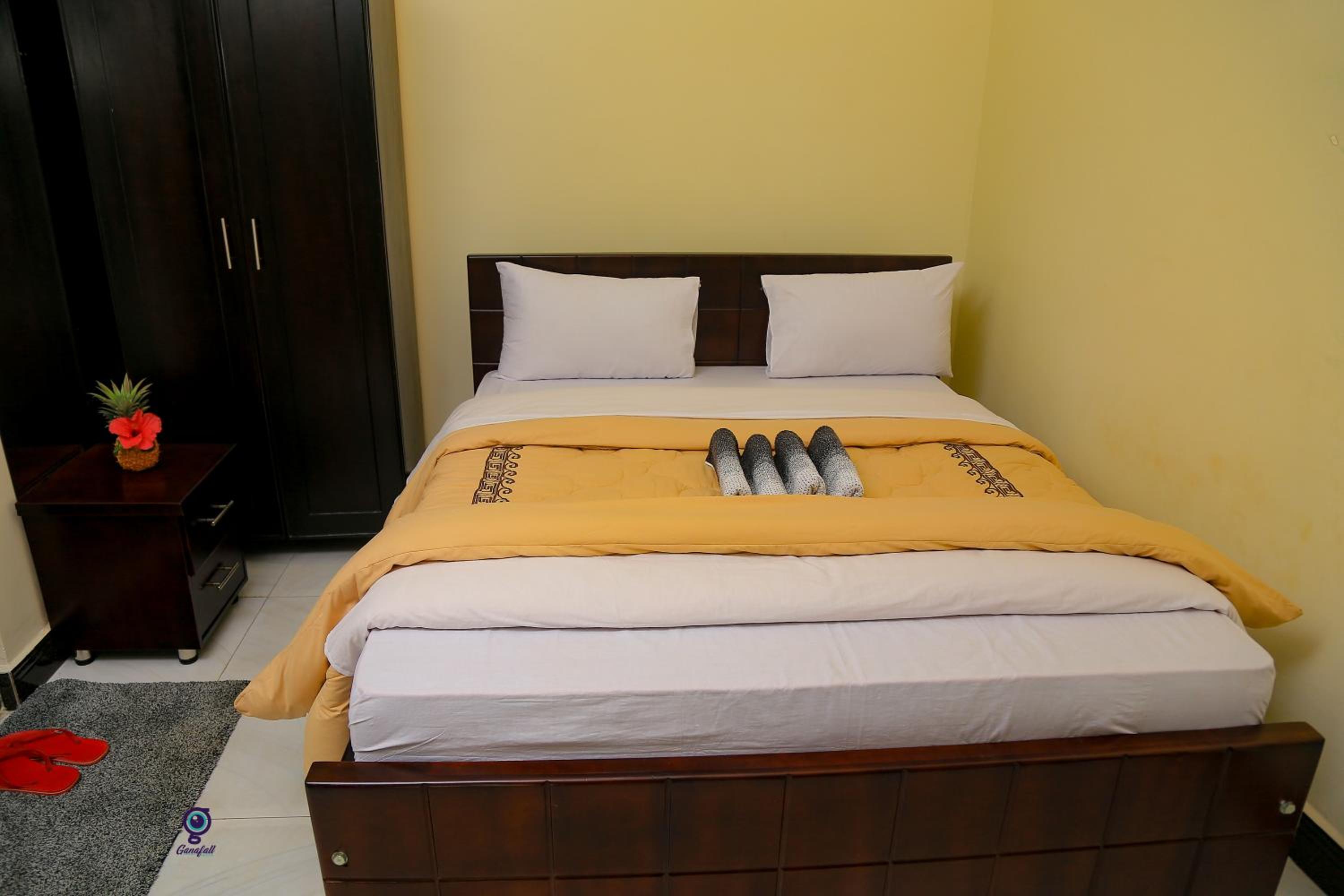 Deluxe Double Room (2 Adults + 1 Child) photo 1