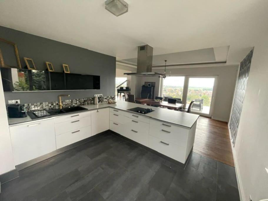 Three-Bedroom Villa photo 2