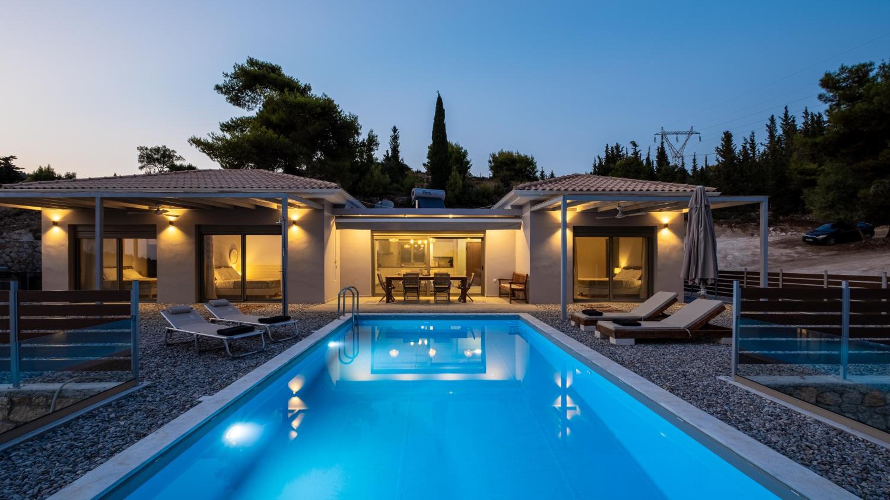 Three-Bedroom Villa photo 3