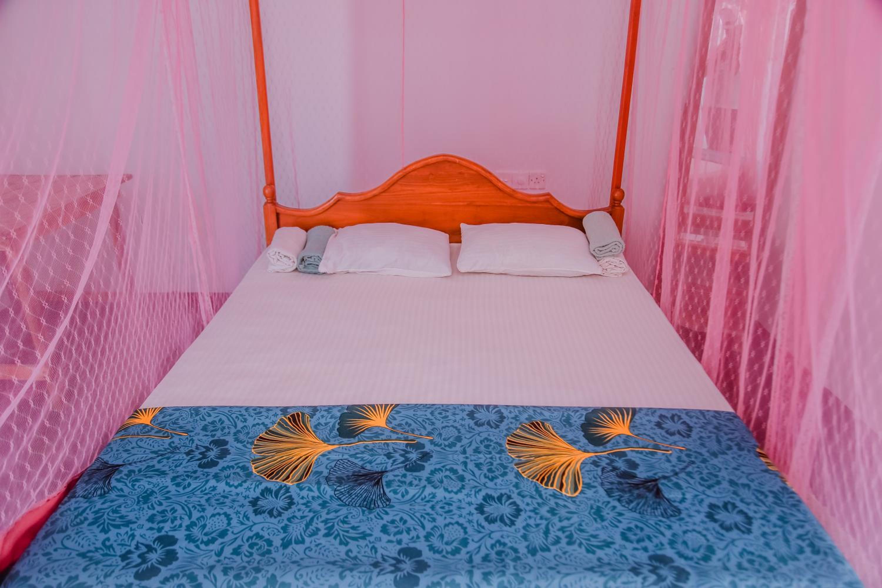Budget Double Room with Fan