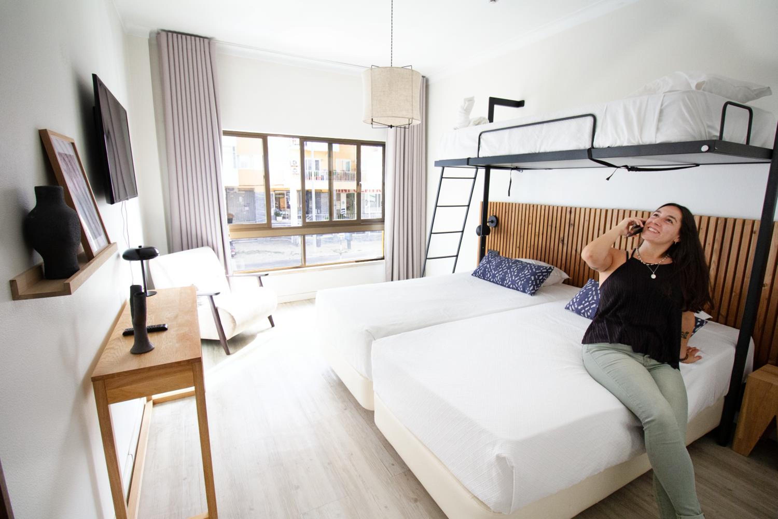 Standard Triple Room photo 2
