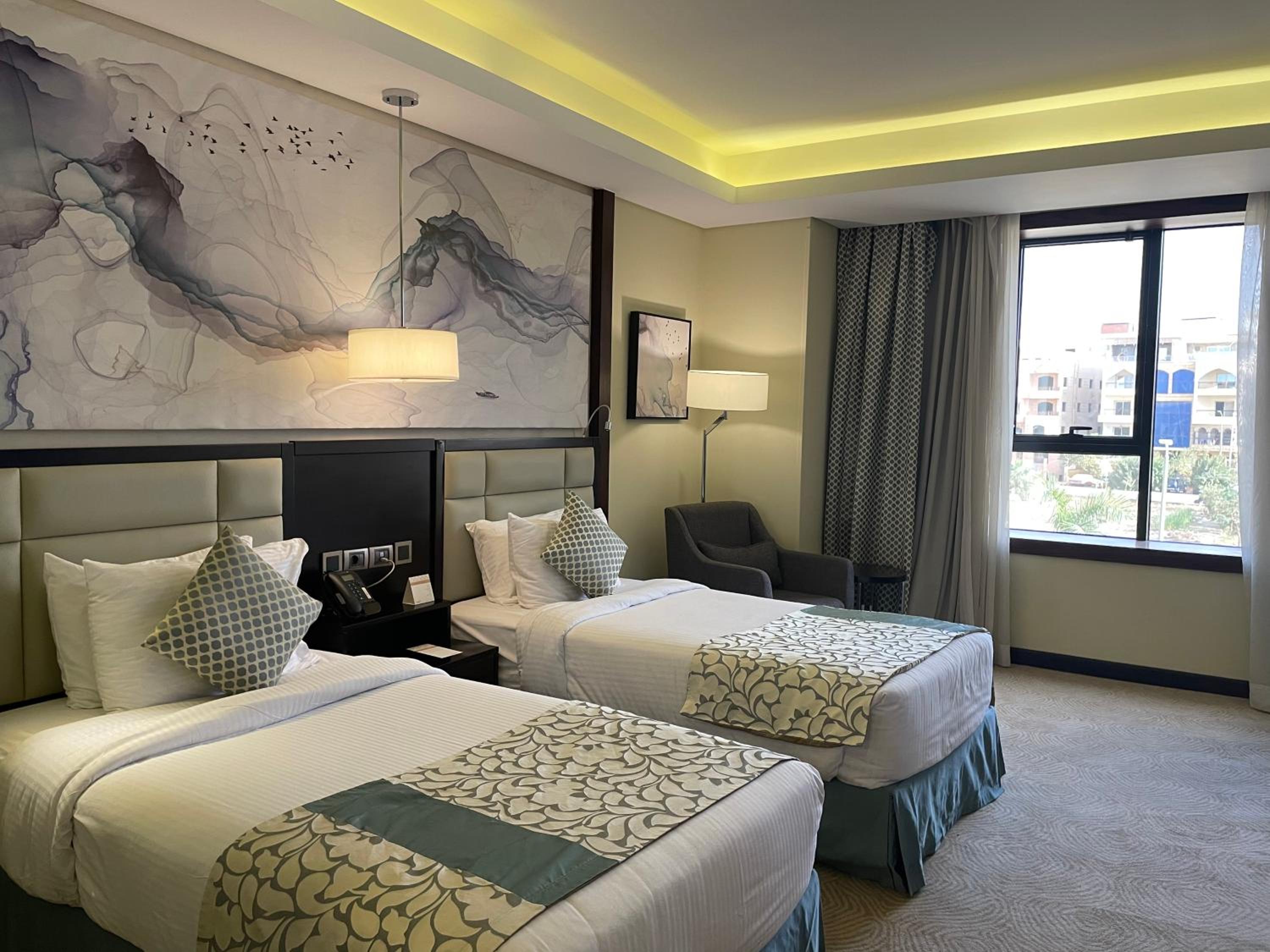 Deluxe City Room - Twin Beds