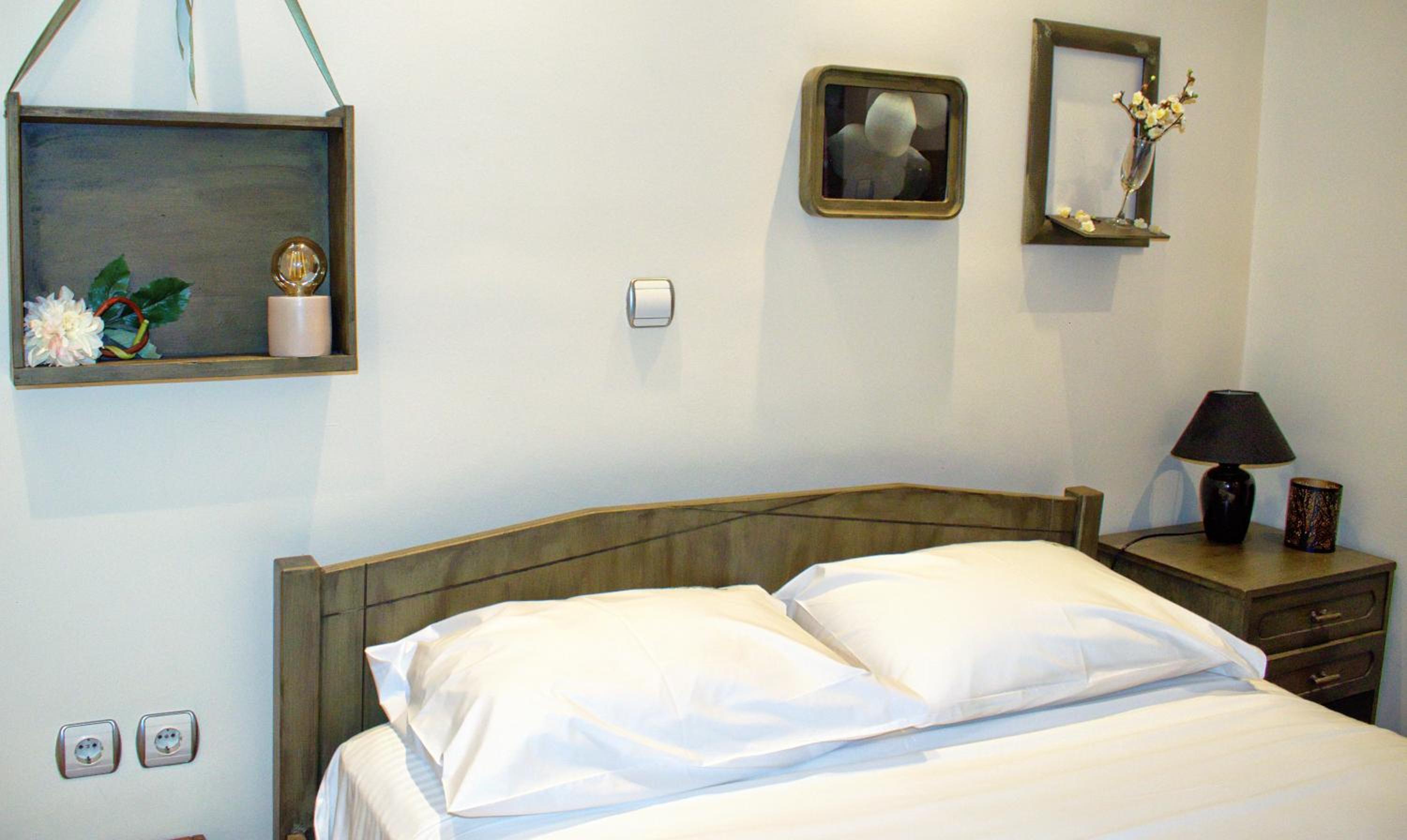 Apartment with Terrace - Photo 6