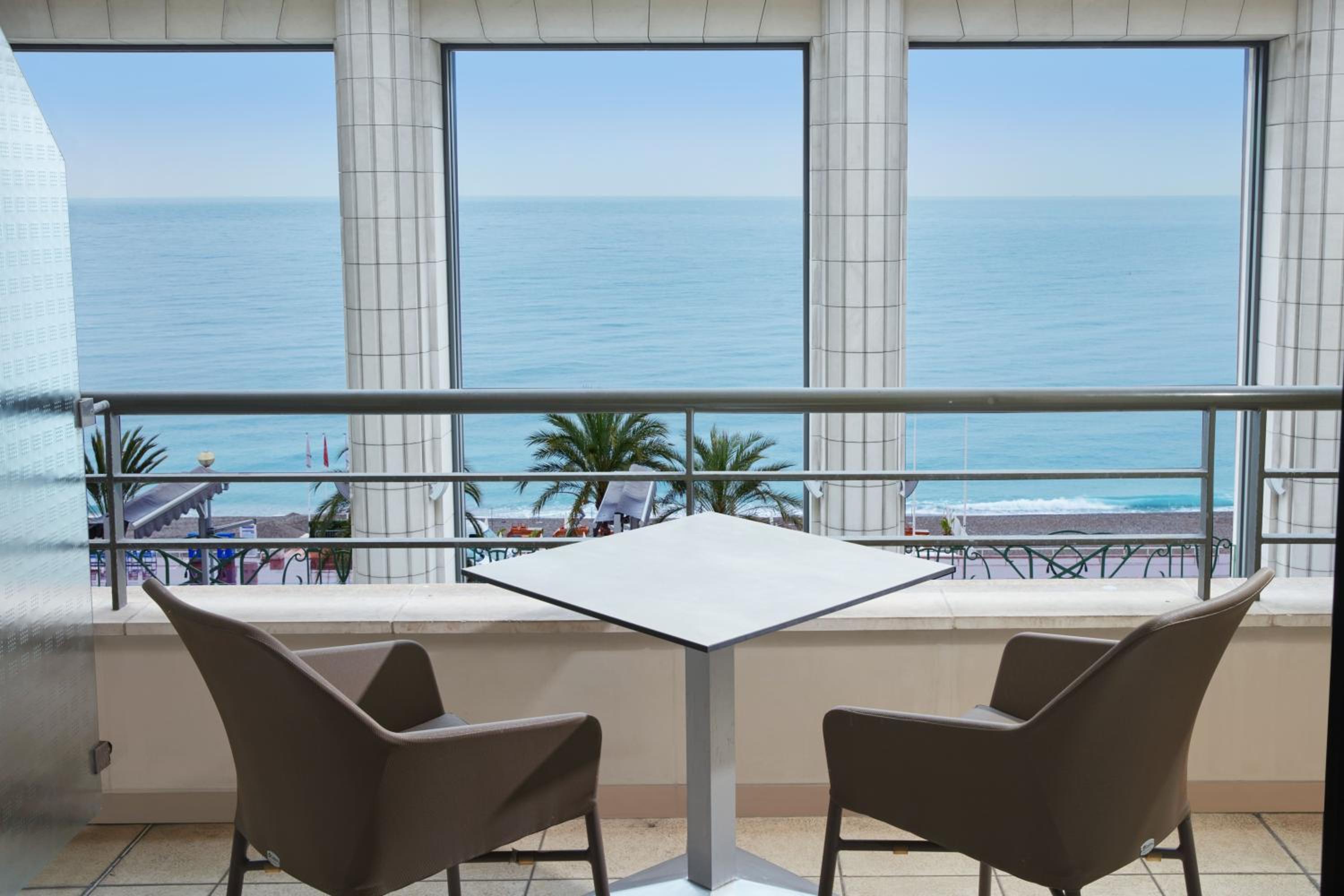 Twin Room with Sea View thumbnail 5