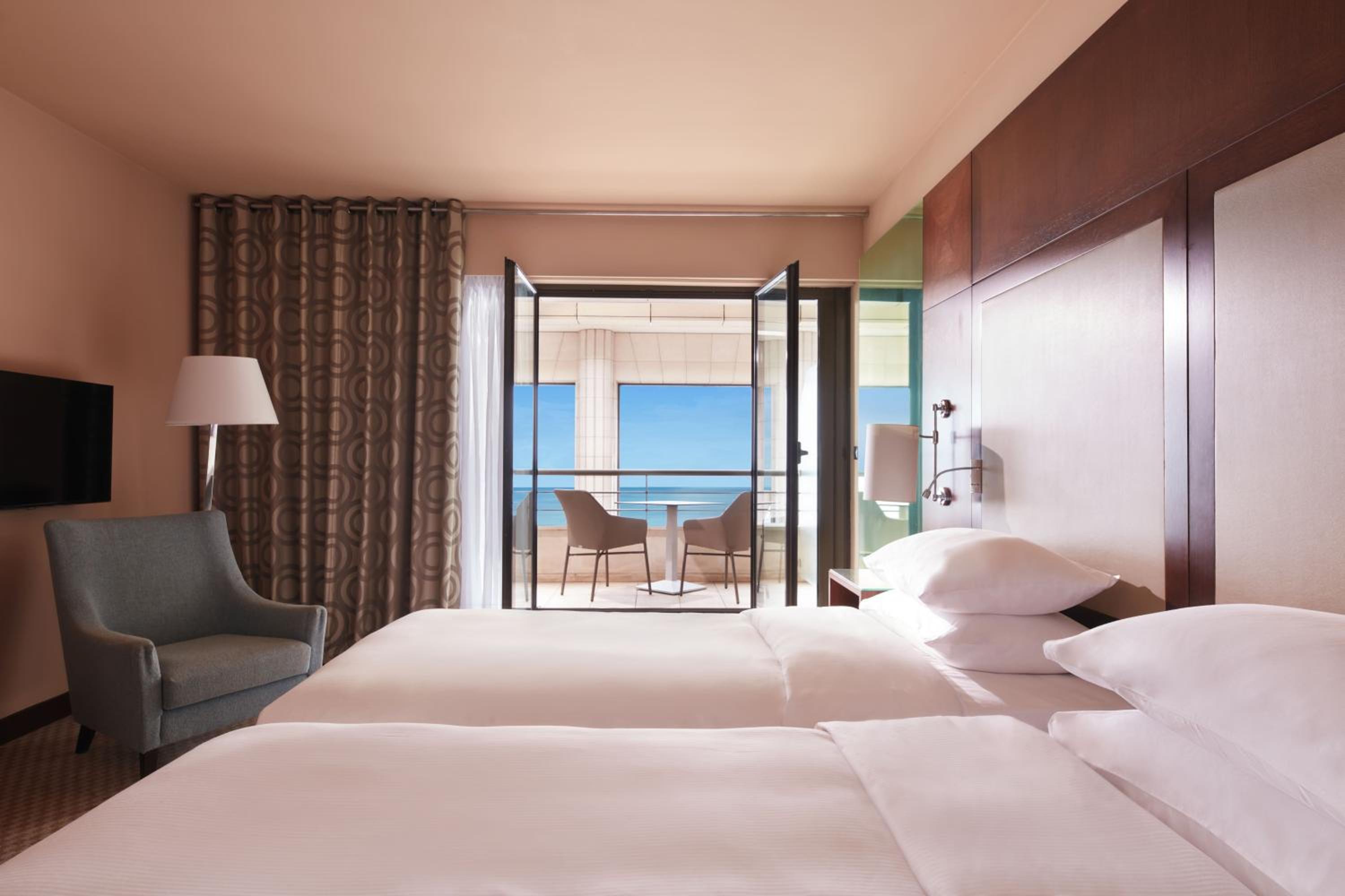 Twin Room with Sea View