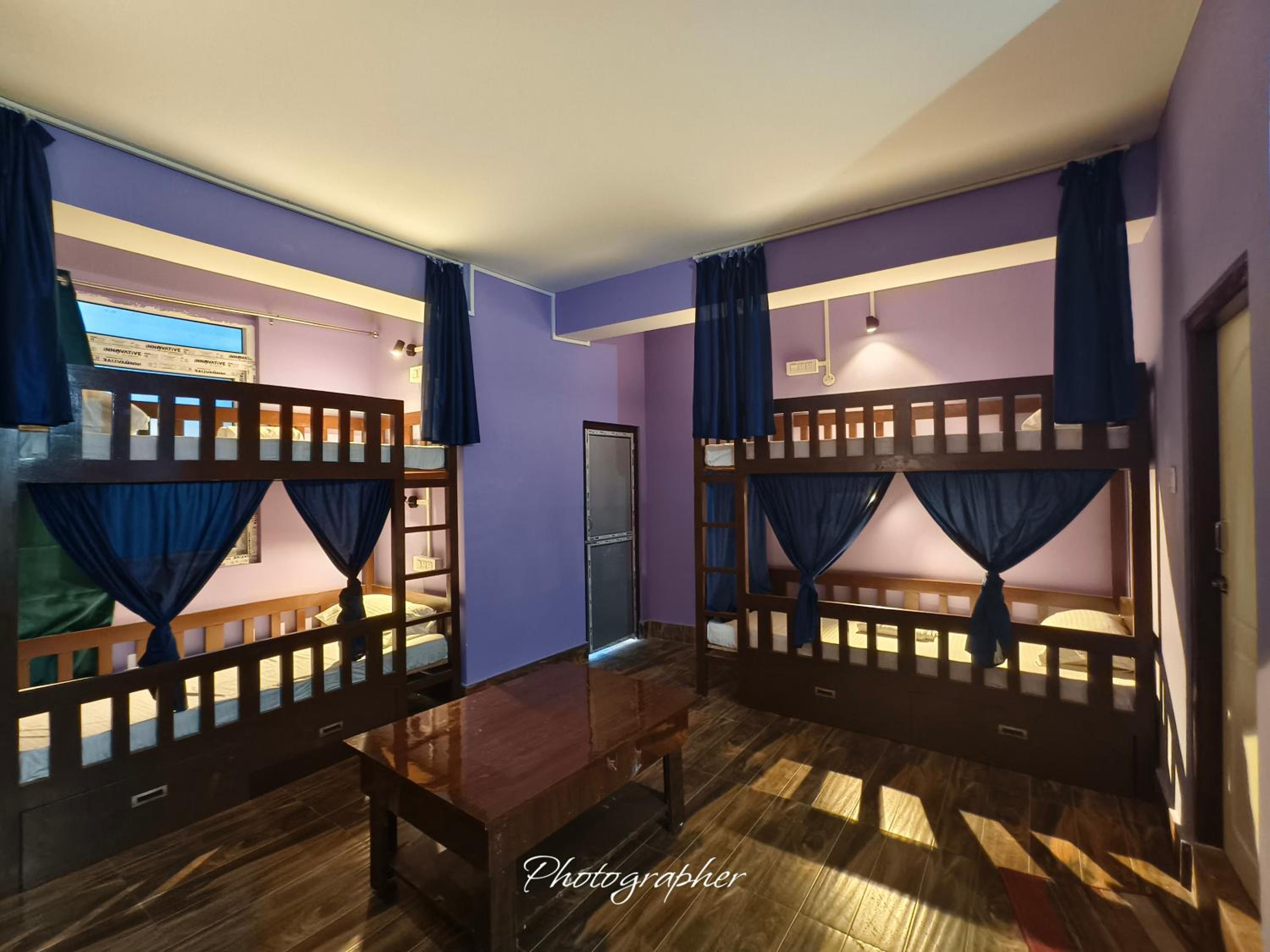 Bed in 6-Bed Mixed Dormitory Room photo 2