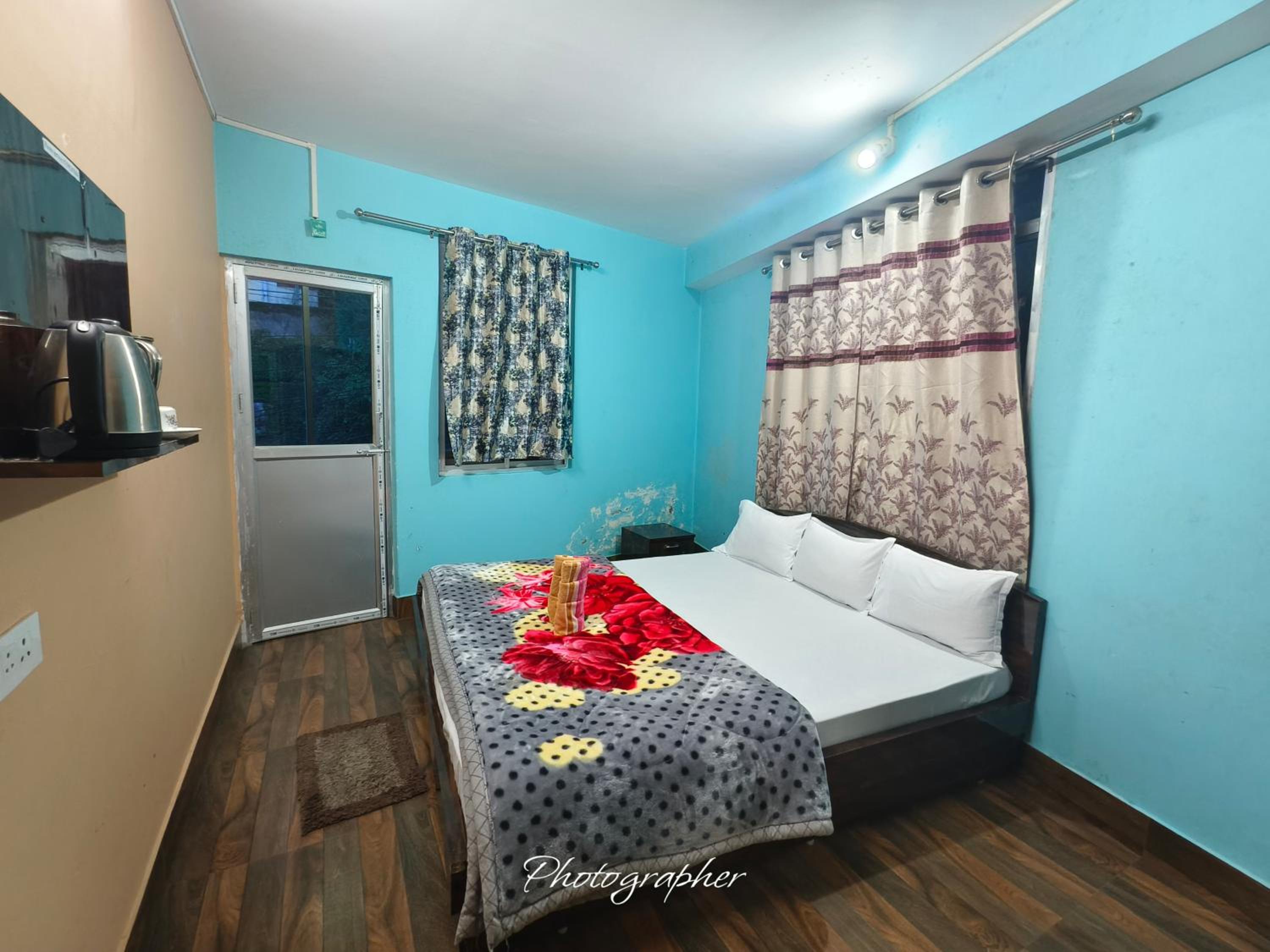 Budget Double Room photo 2