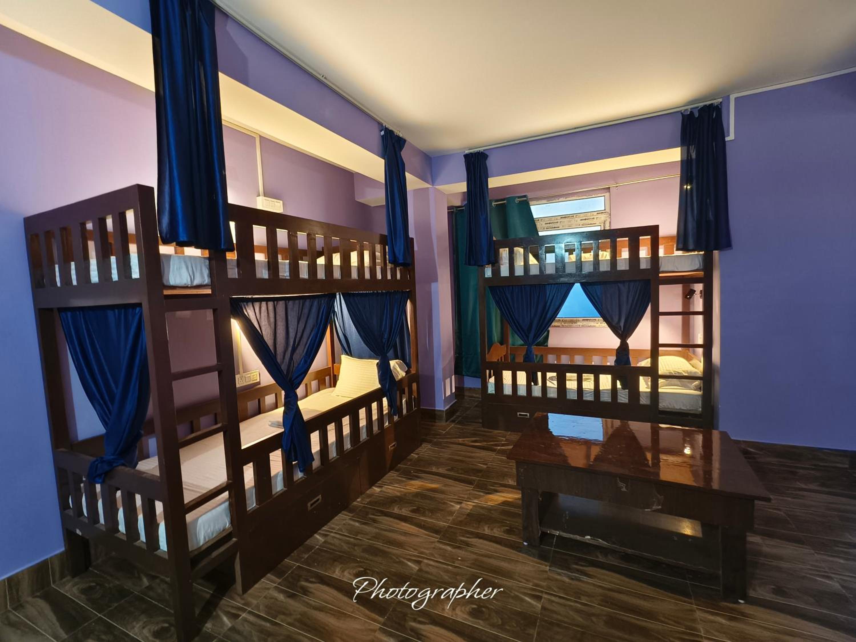 Bed in 6-Bed Mixed Dormitory Room photo 3