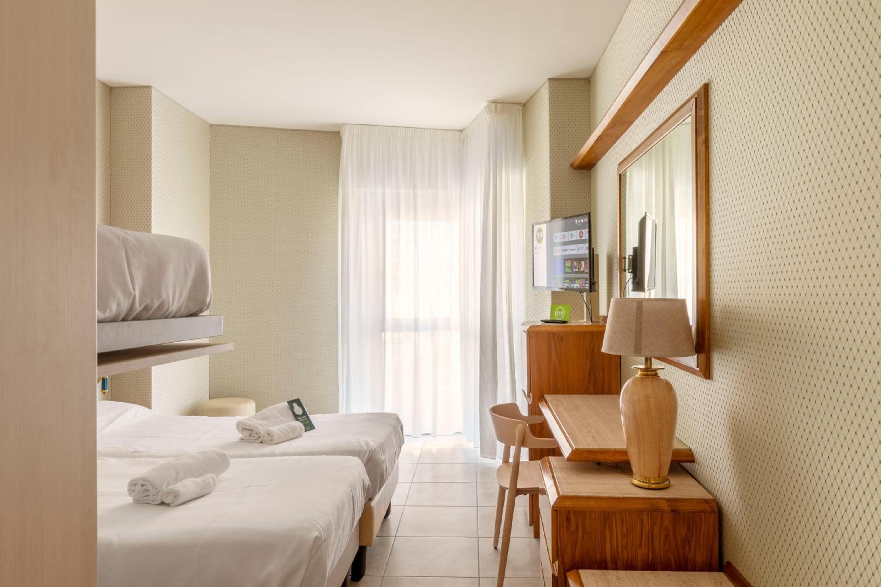 Standard Quadruple Room - Photo 1
