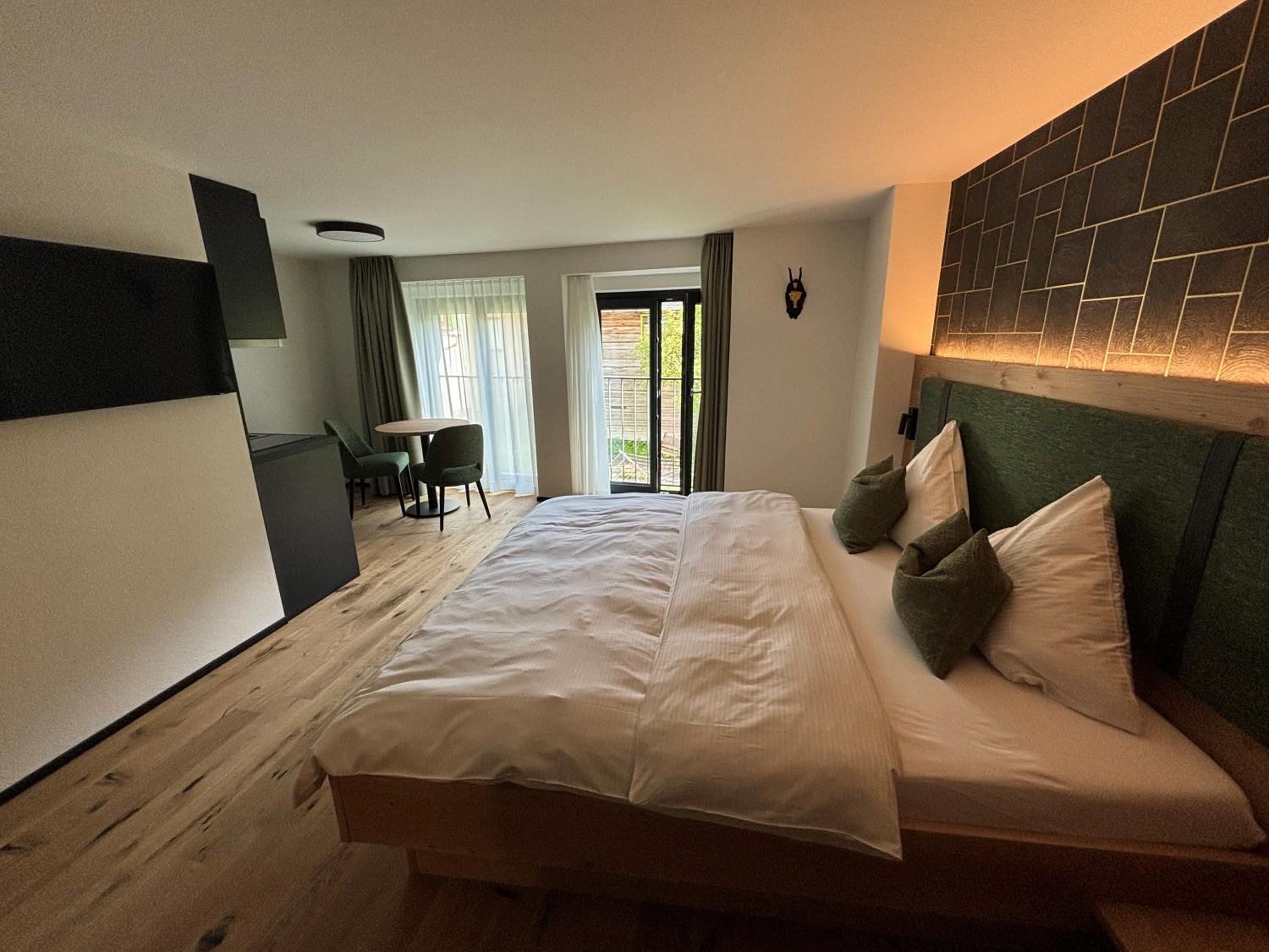 Large Double Room