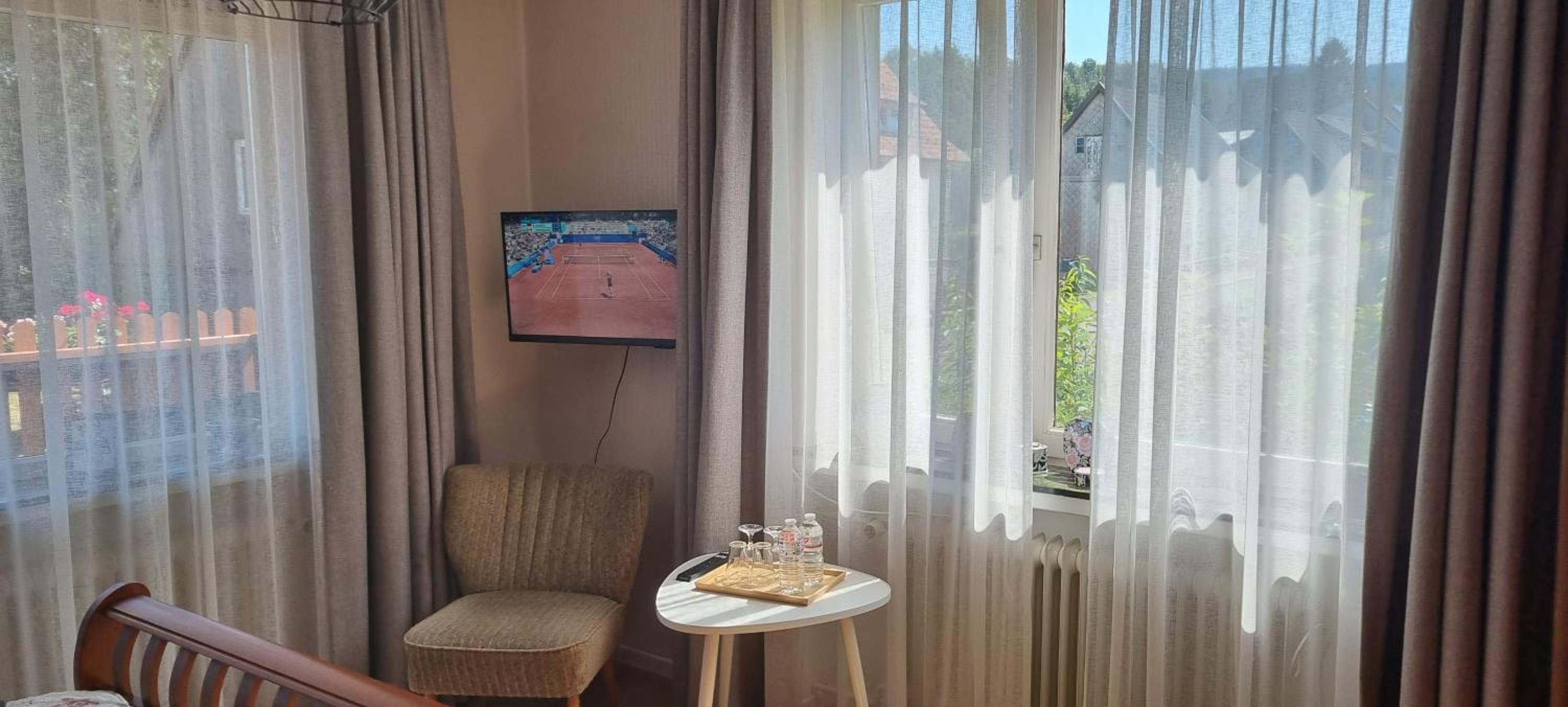 Double Room with Private External Bathroom photo 1