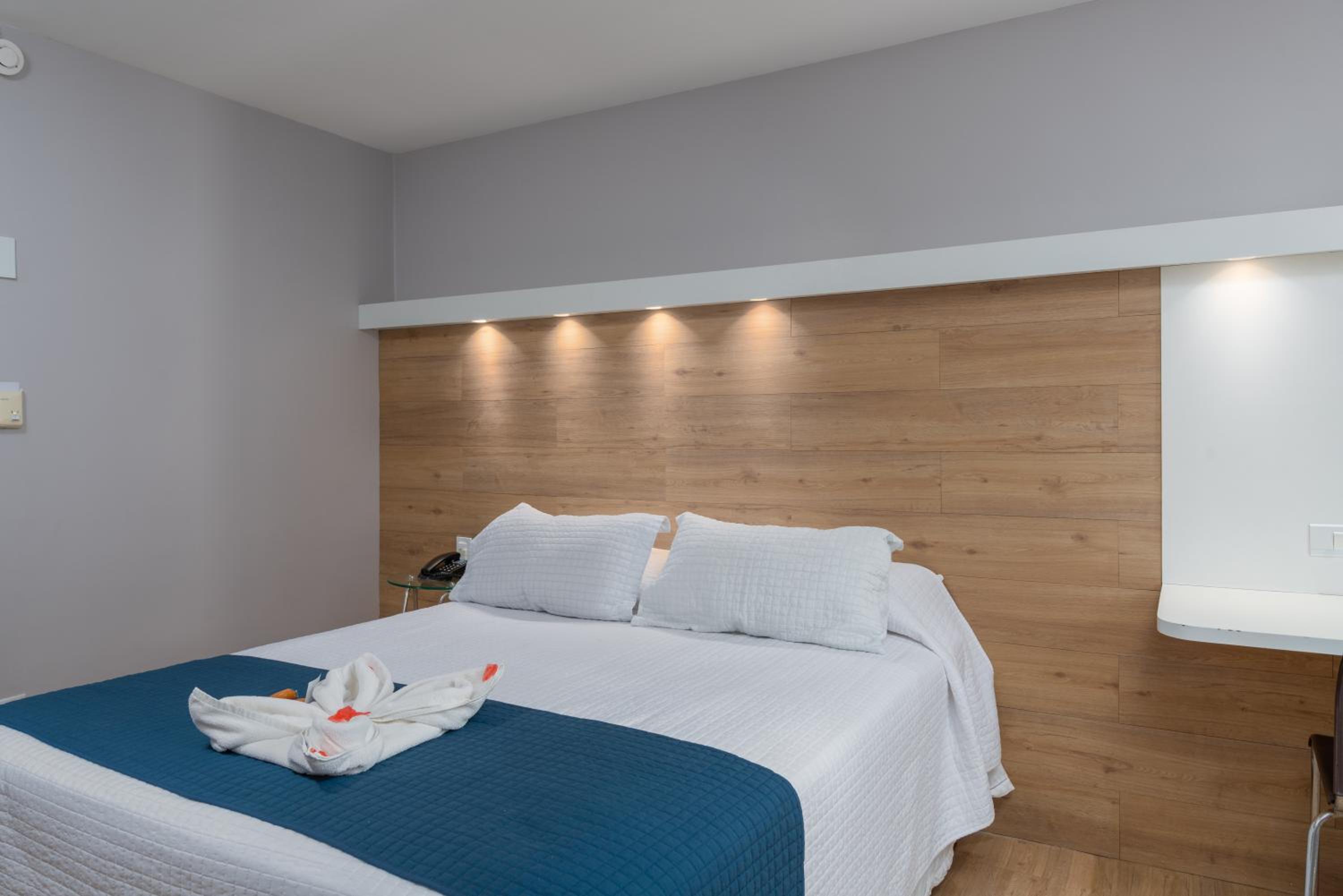 Premium Double Bed Room without Sea View photo 1