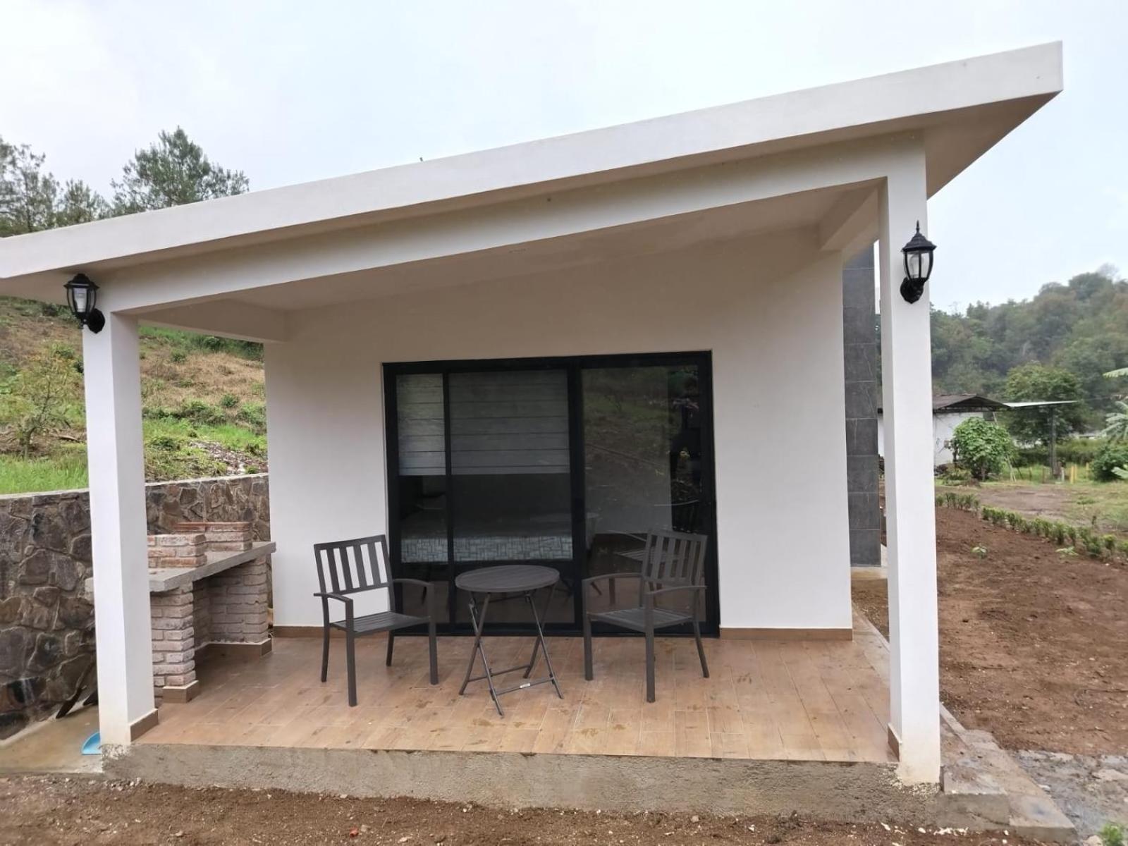 Deluxe Bungalow - Photo 16