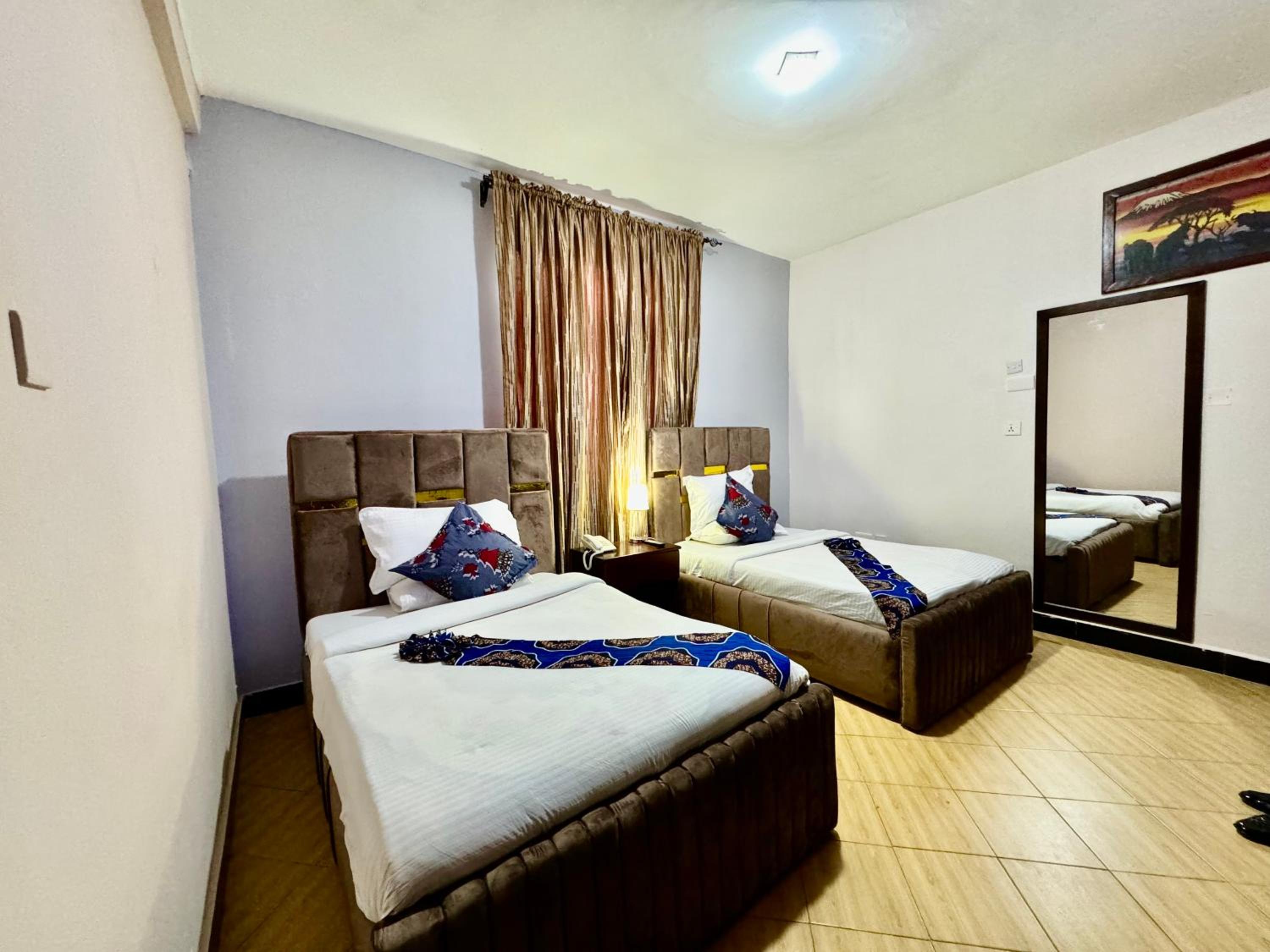 Deluxe Double or Twin Room