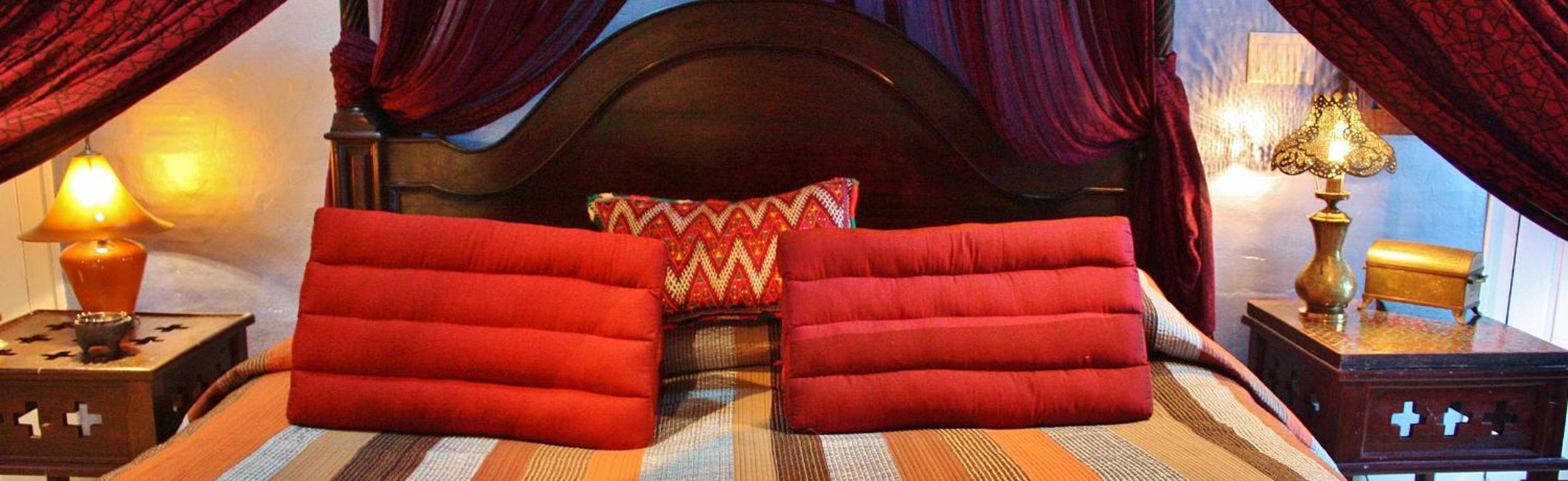 Moroccan King Suite photo 2
