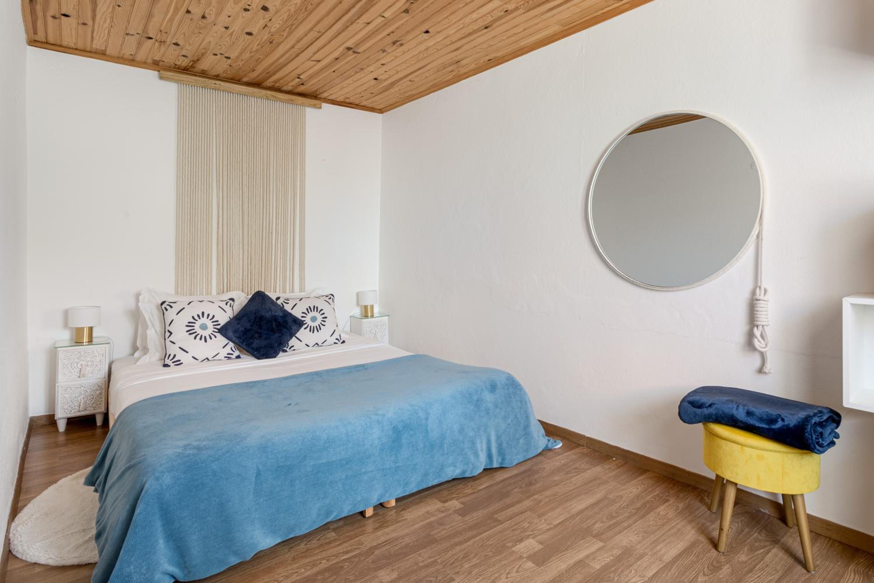 One-Bedroom House photo 1