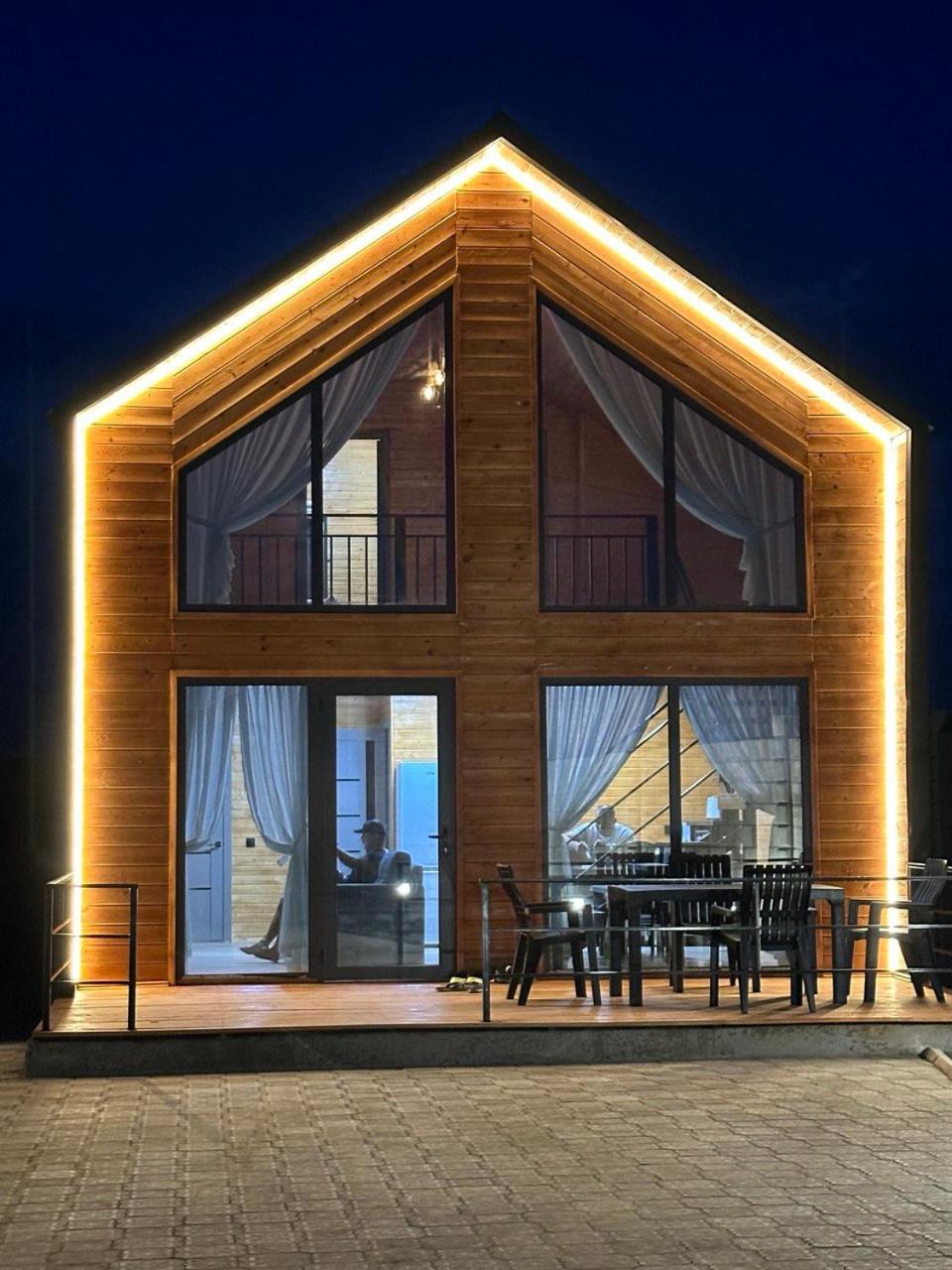 Three-Bedroom House photo 1