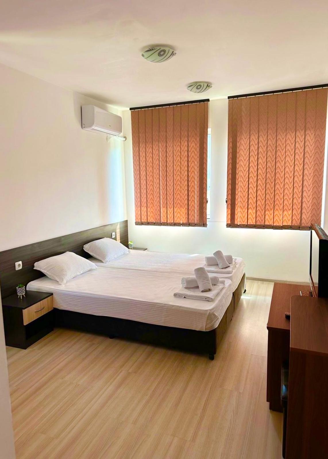 Standard Double Room - Photo 1