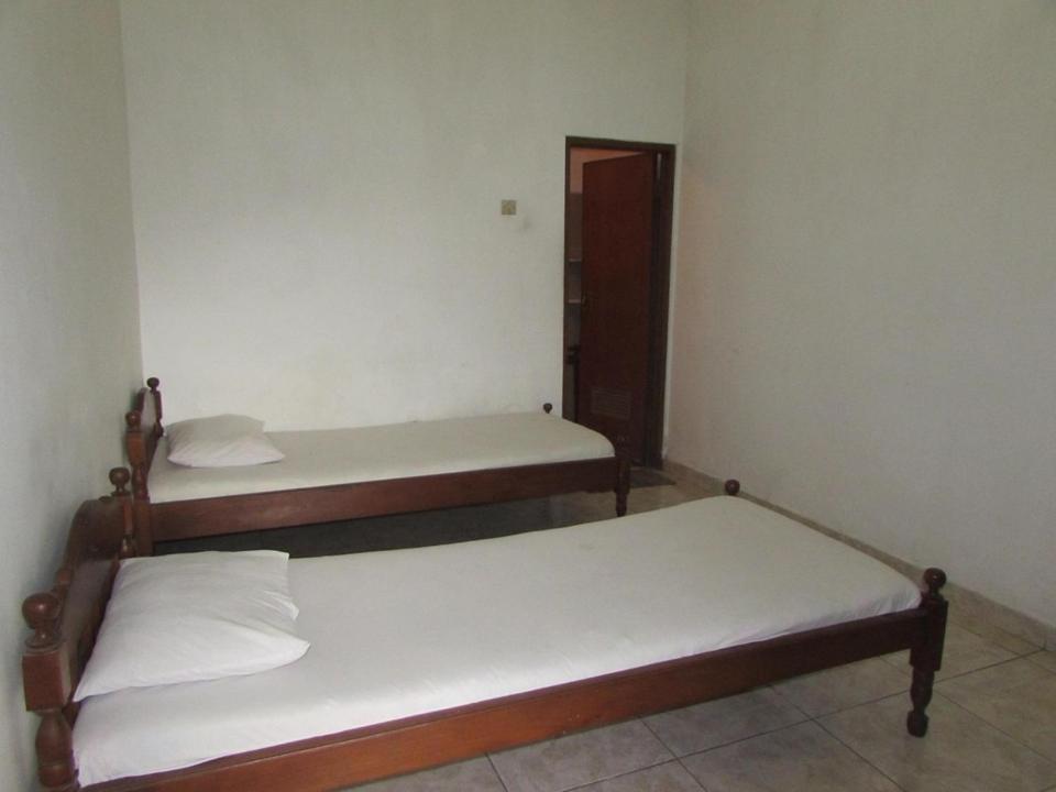 Small Twin Room