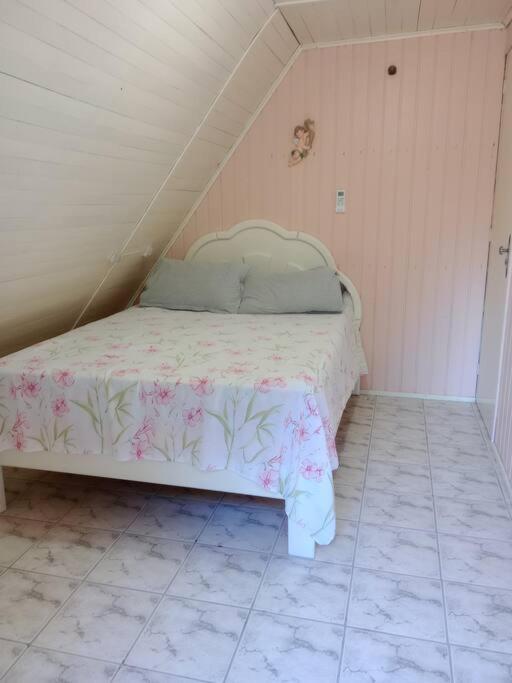 Three-Bedroom Chalet photo 1
