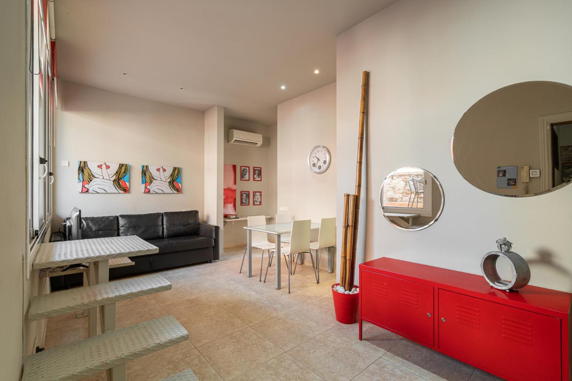 Apartment With Terrace photo 3
