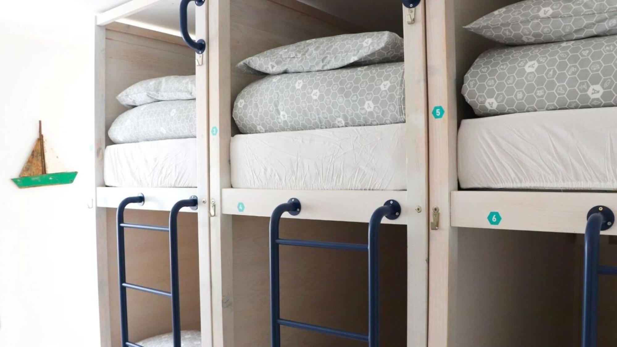 Bed in 6-Bed Dormitory Room photo 1