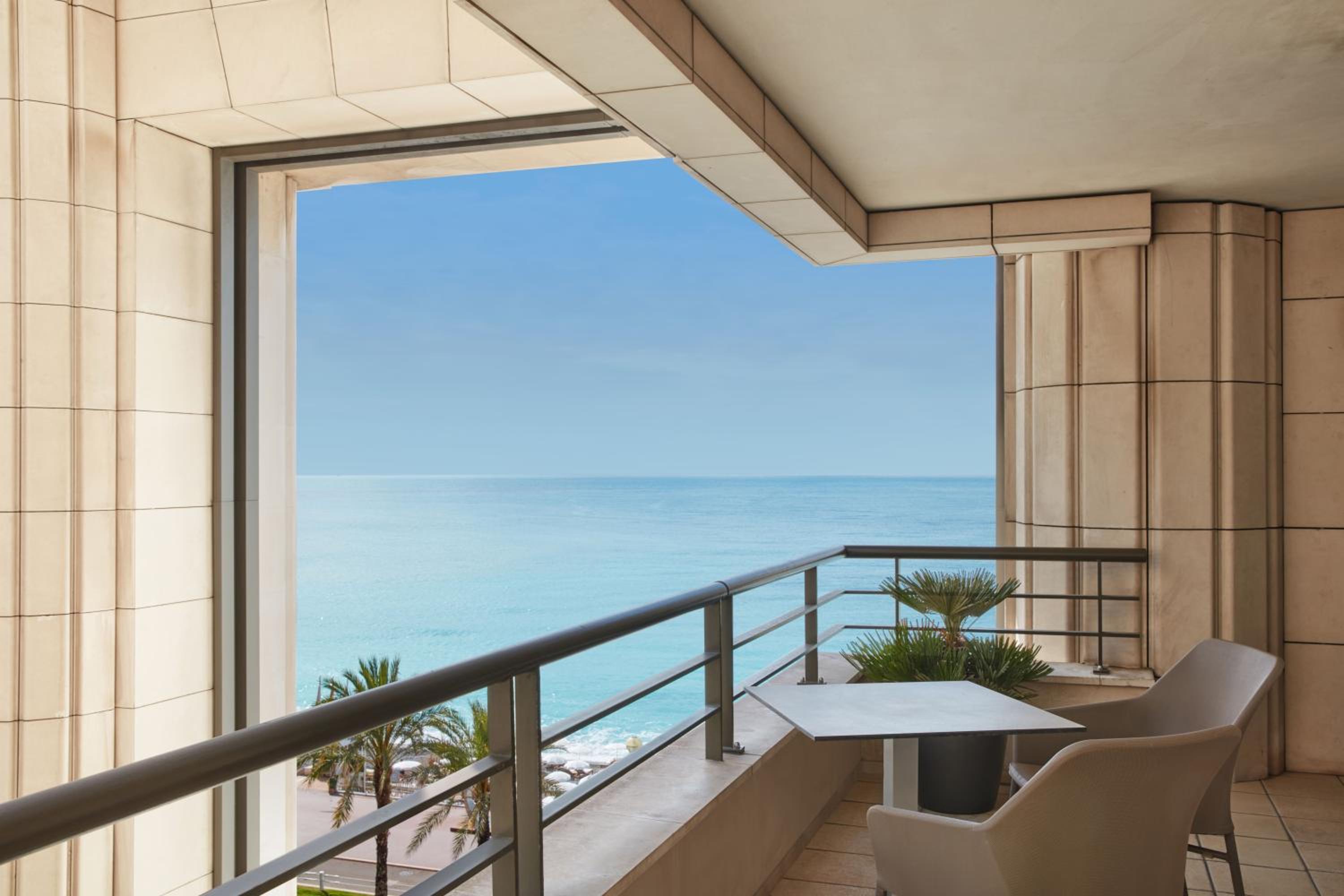 Prestige Suite (Non Smoking)