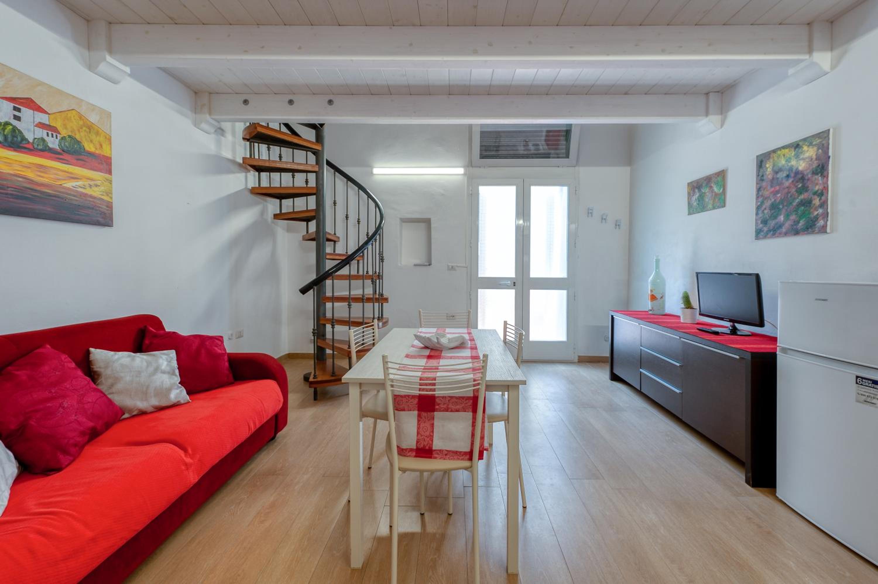 Superior One-Bedroom Apartment