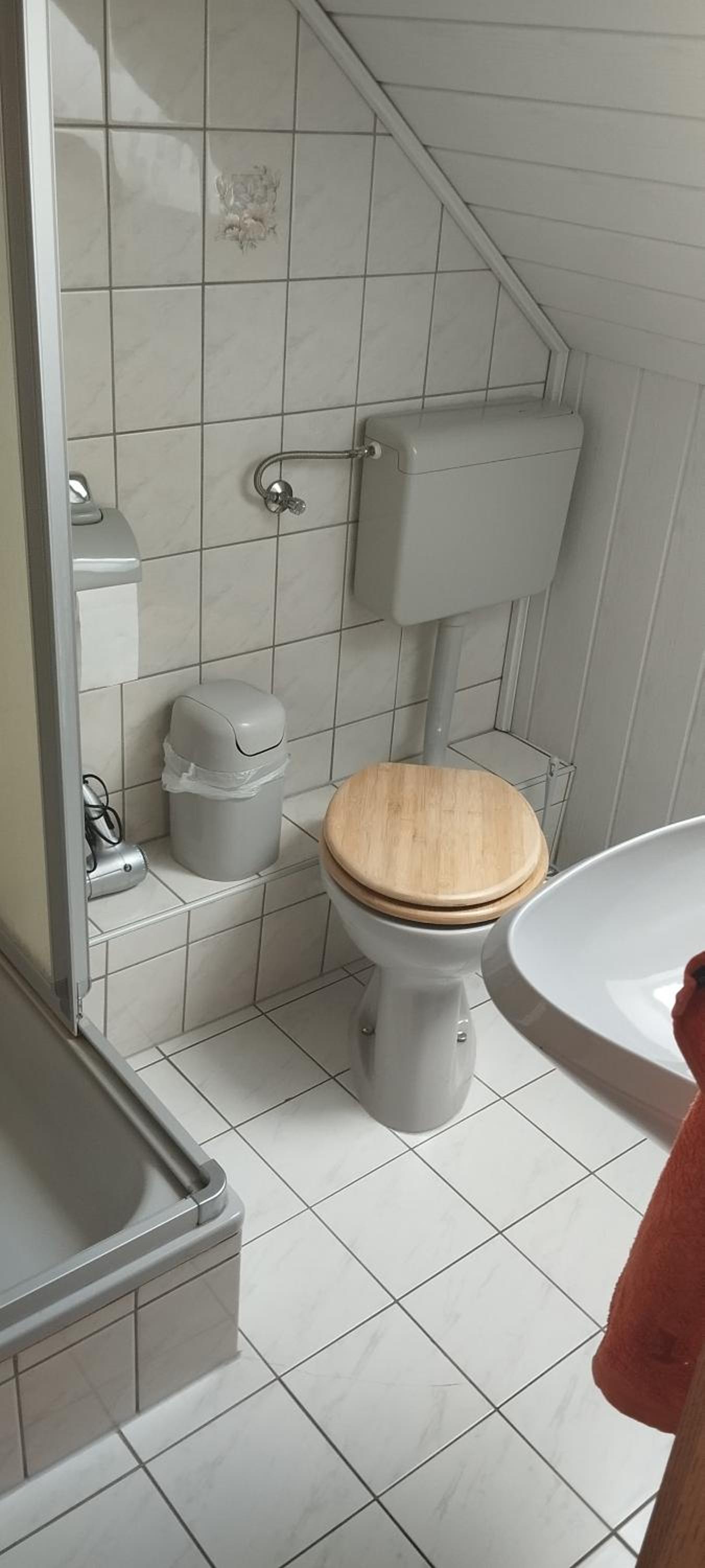 Budget Double Room photo 3
