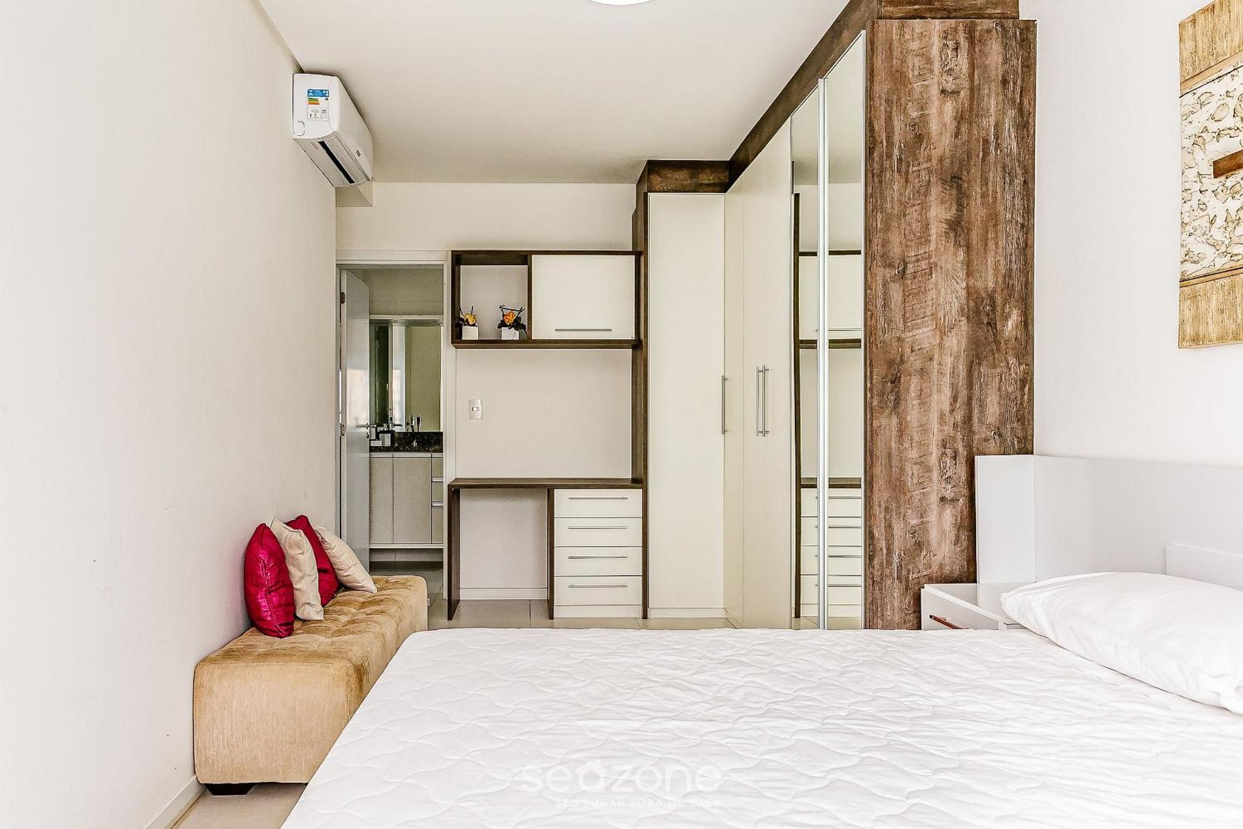 Three-Bedroom Apartment - Photo 7