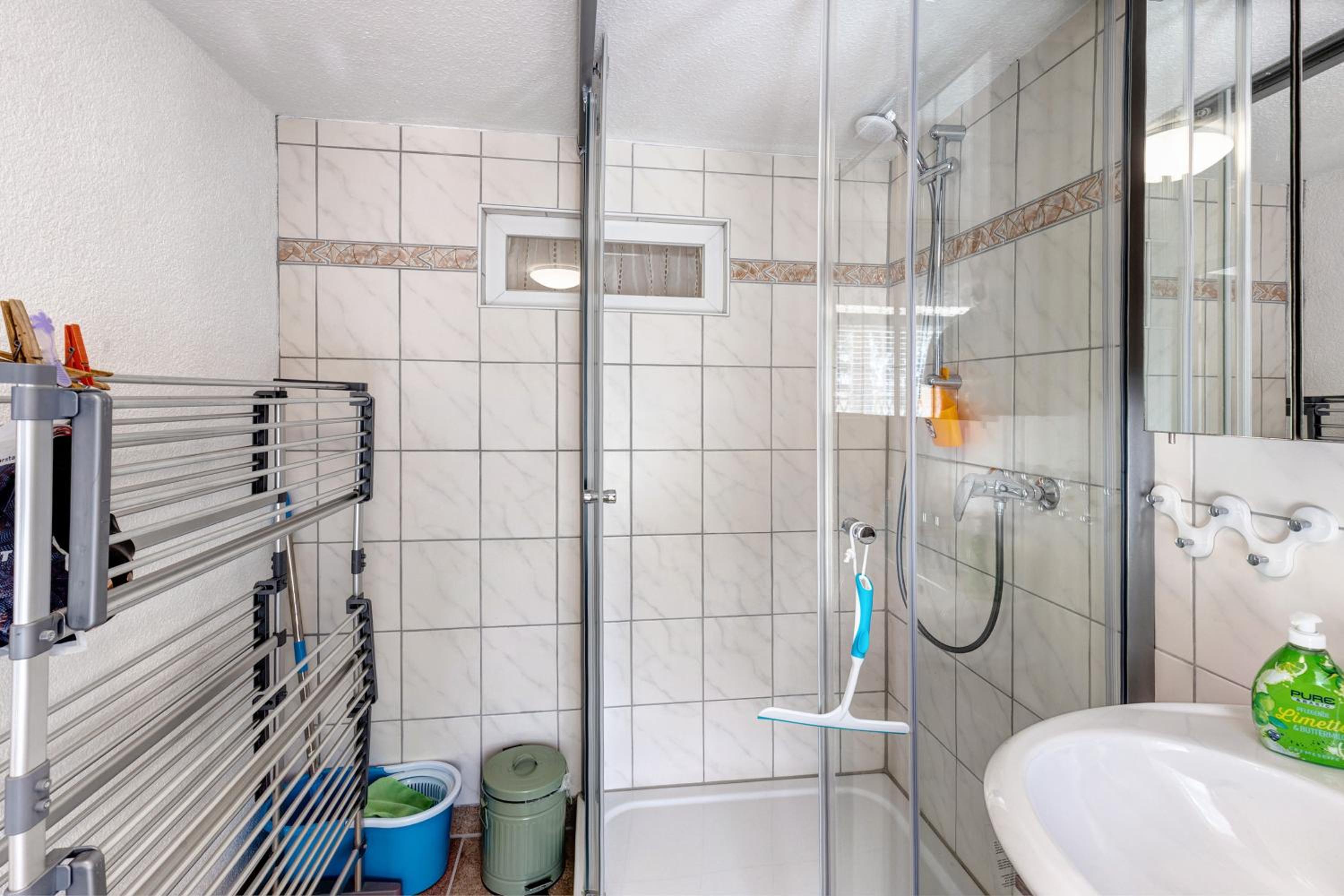 One-Bedroom Apartment with Garden photo 3