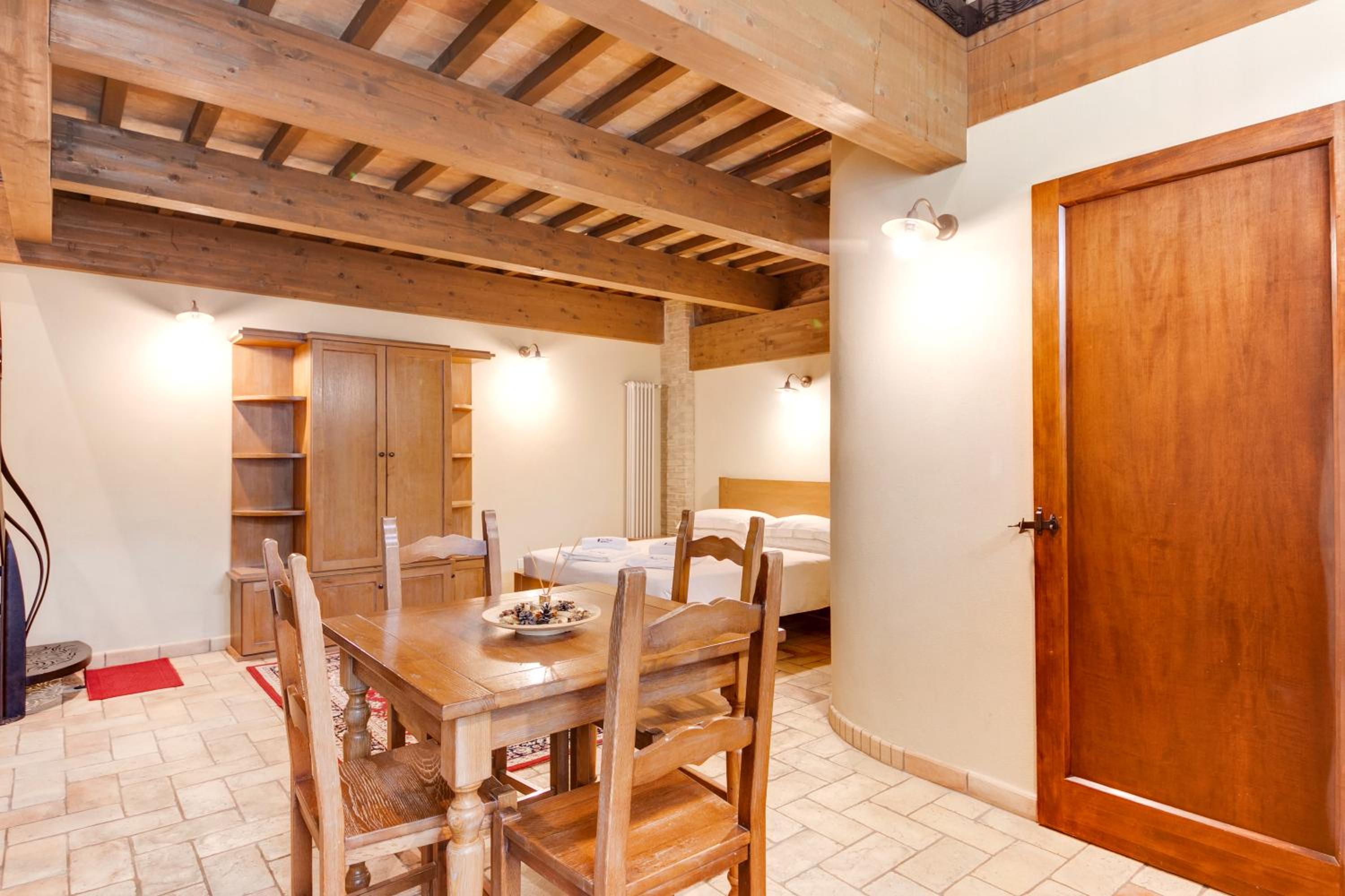 Duplex Suite - Photo 10